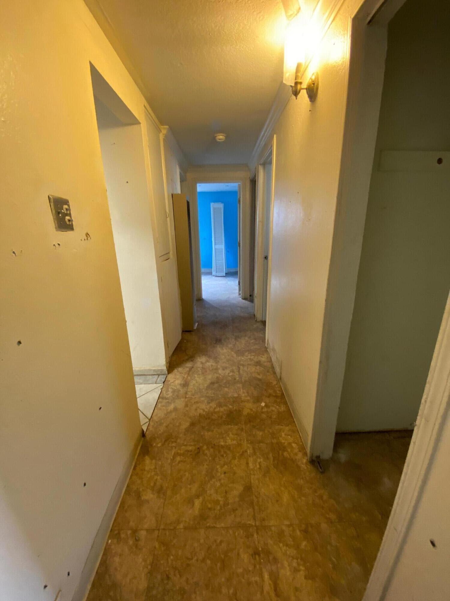 10429 SAN JACINTO Avenue NE