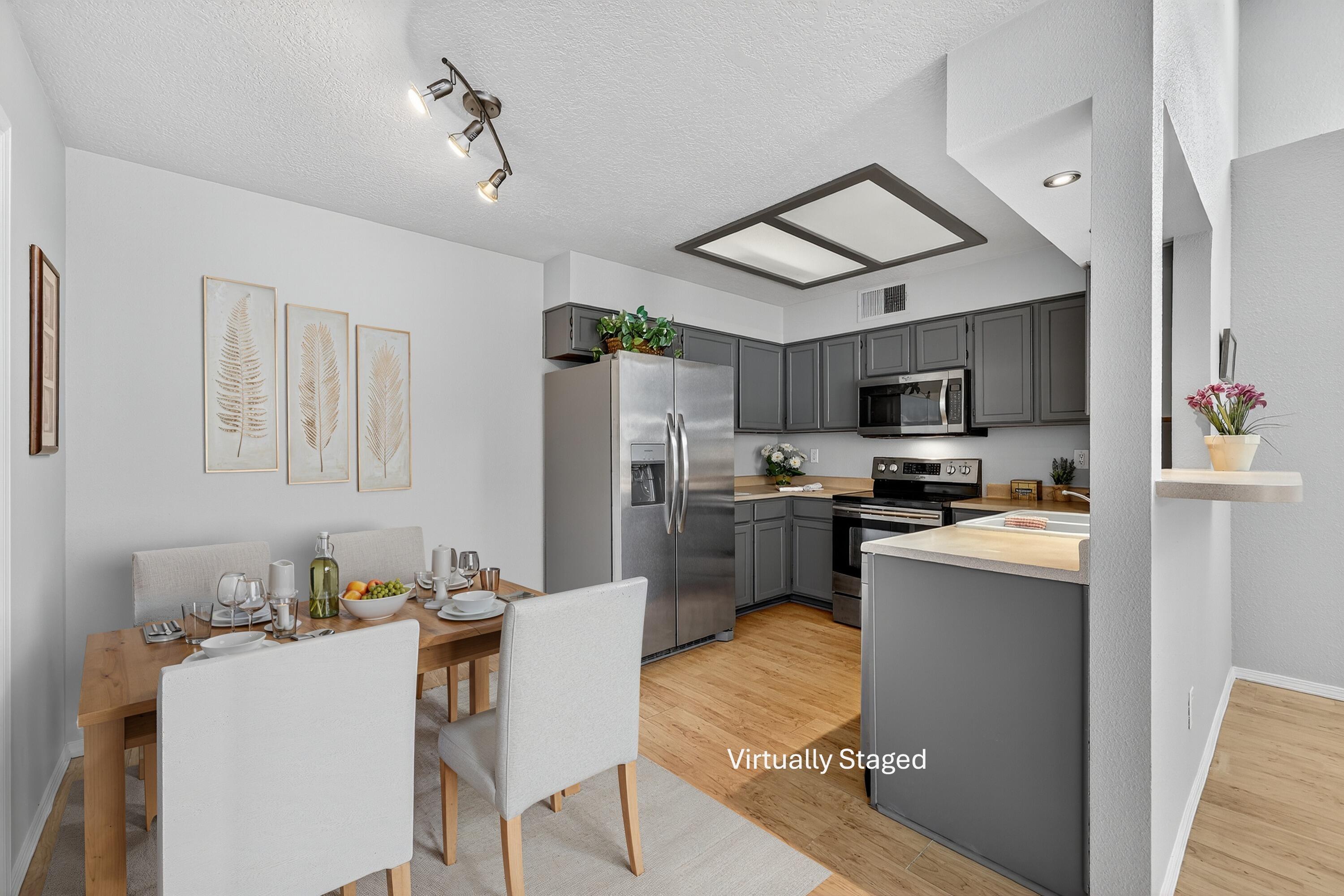 9505 COMANCHE Road NE