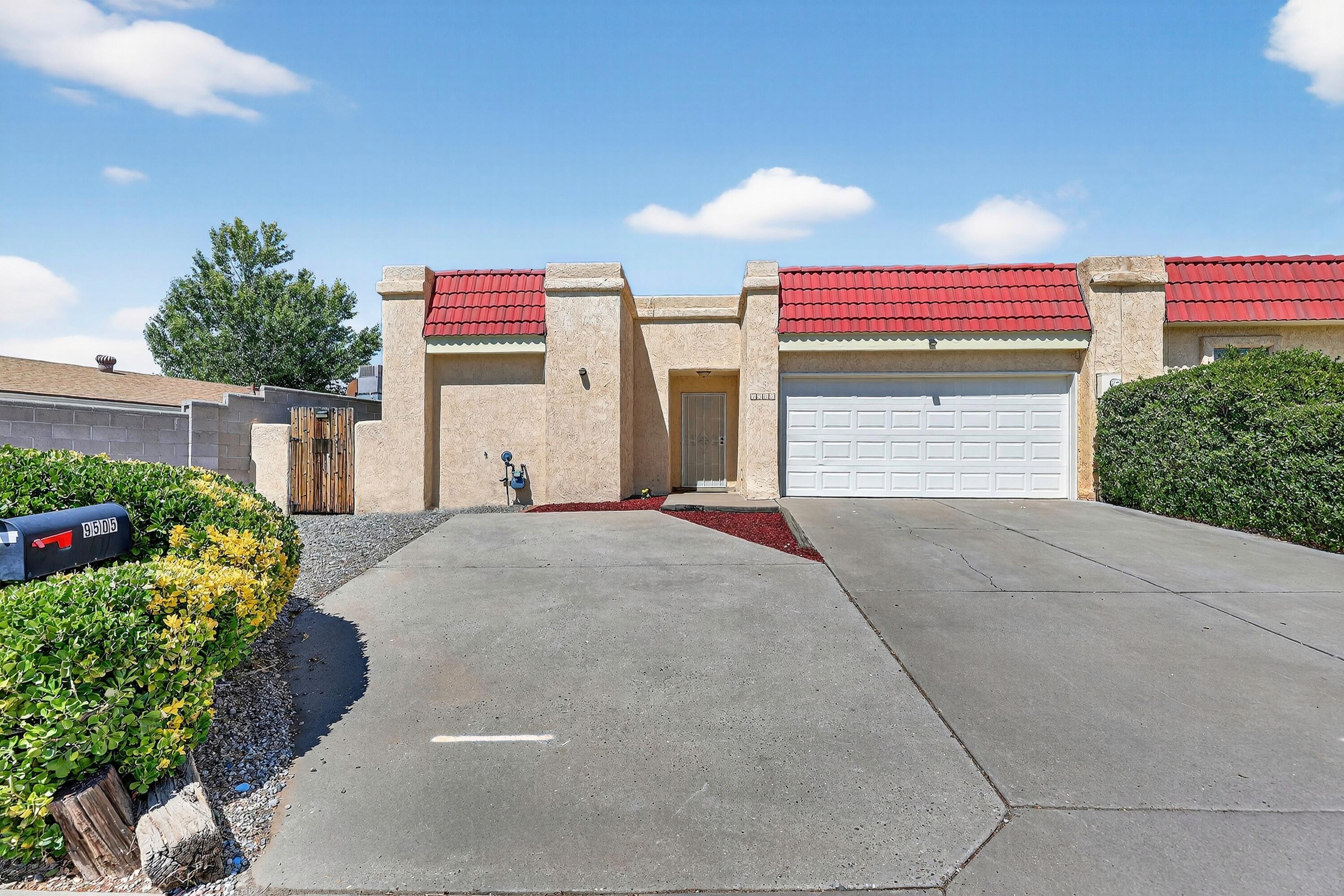 9505 COMANCHE Road NE