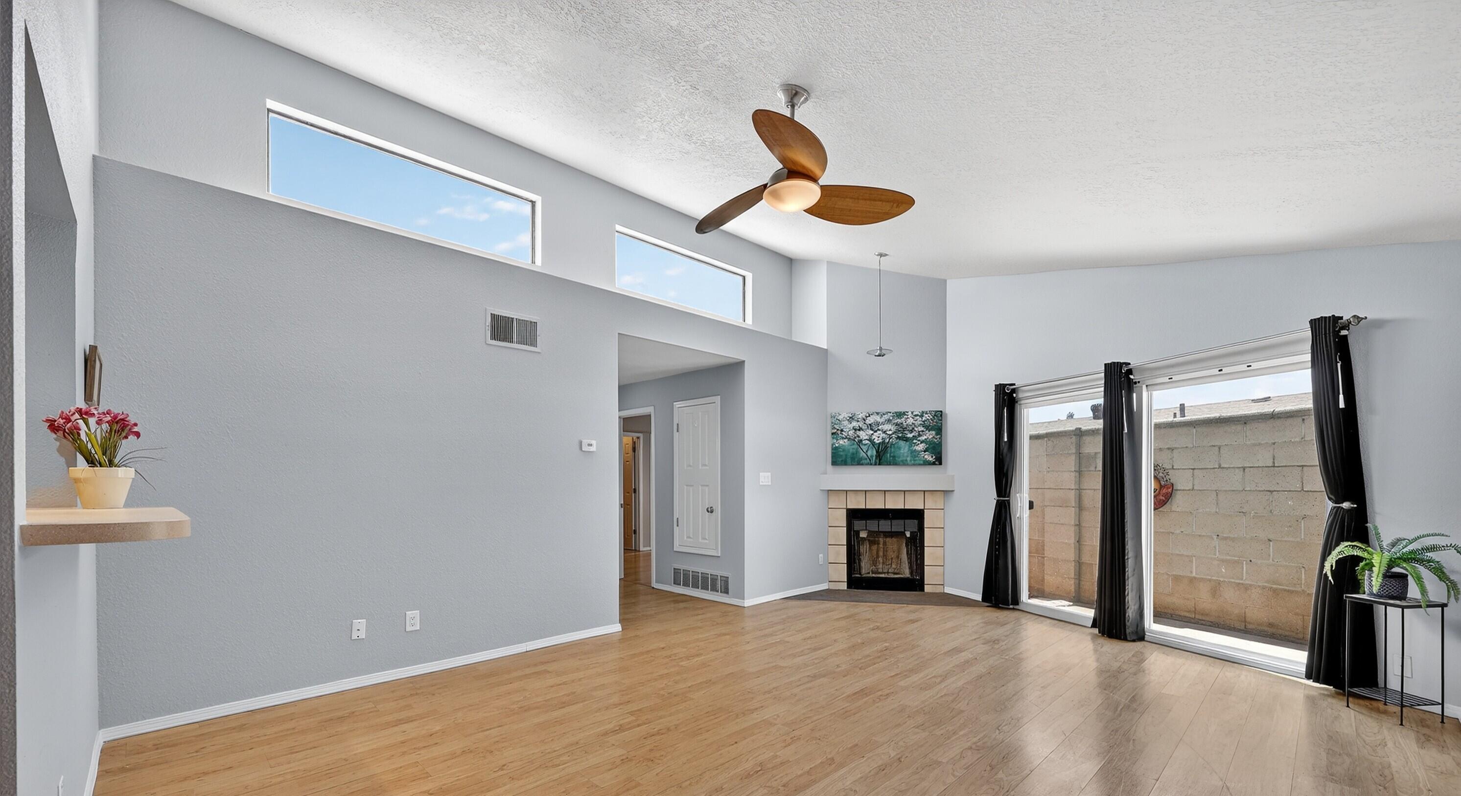 9505 COMANCHE Road NE