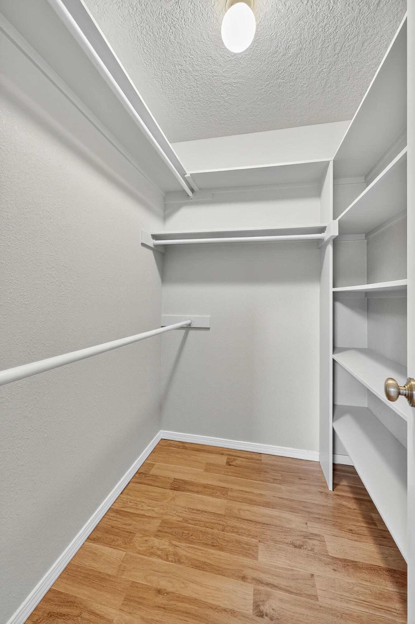 9505 COMANCHE Road NE