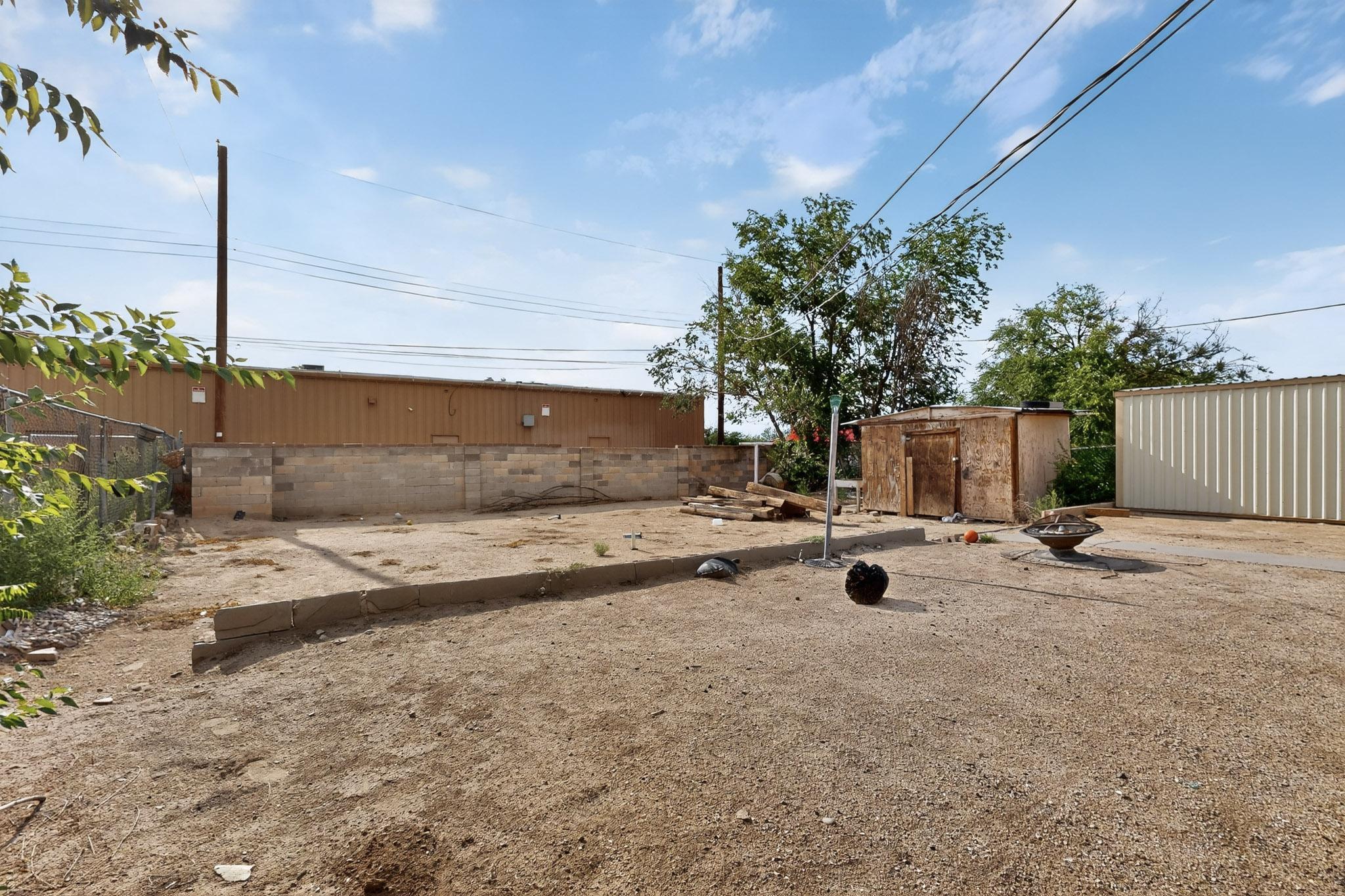 2833 HERMOSA Drive NE