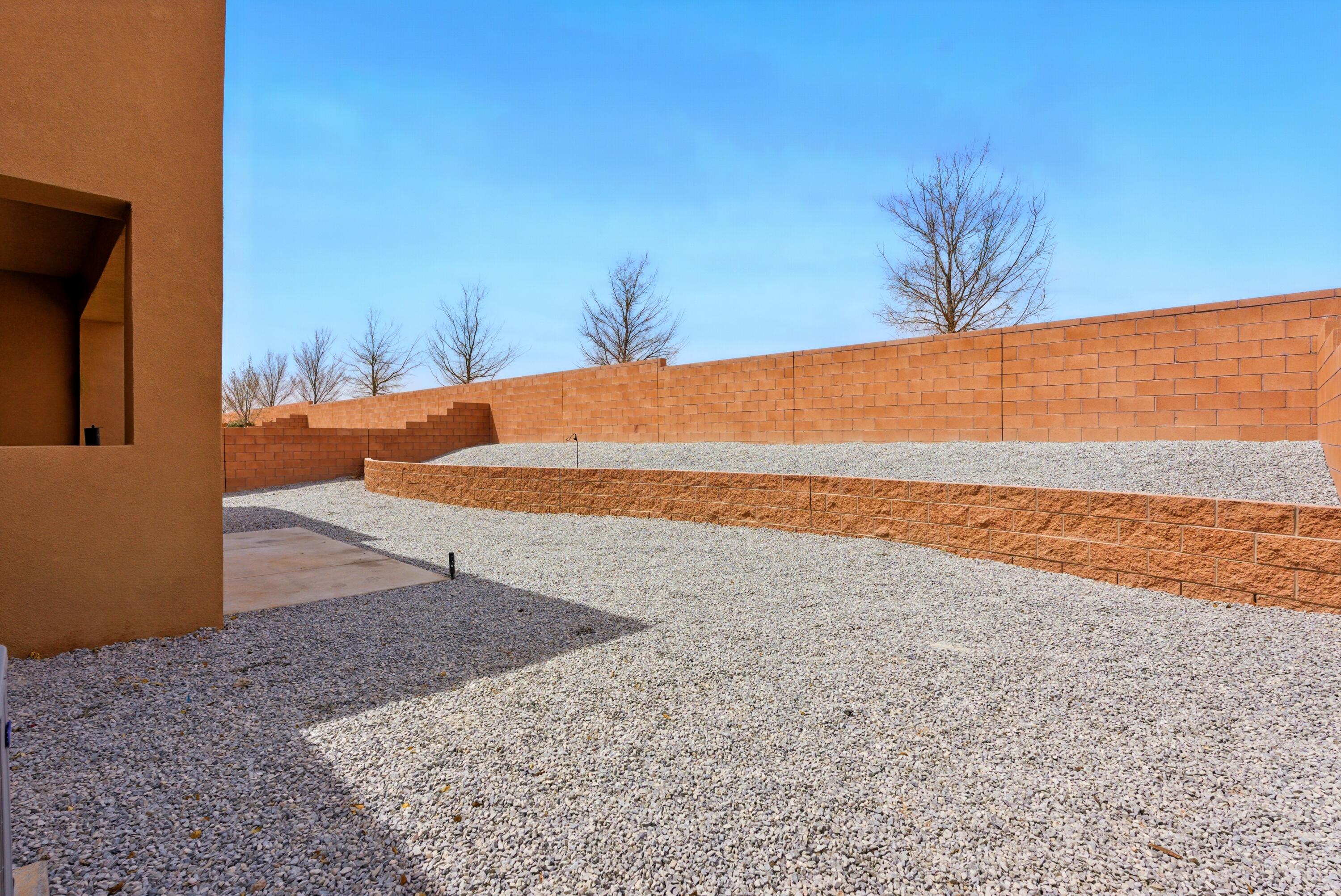 4529 SKYLINE Loop NE