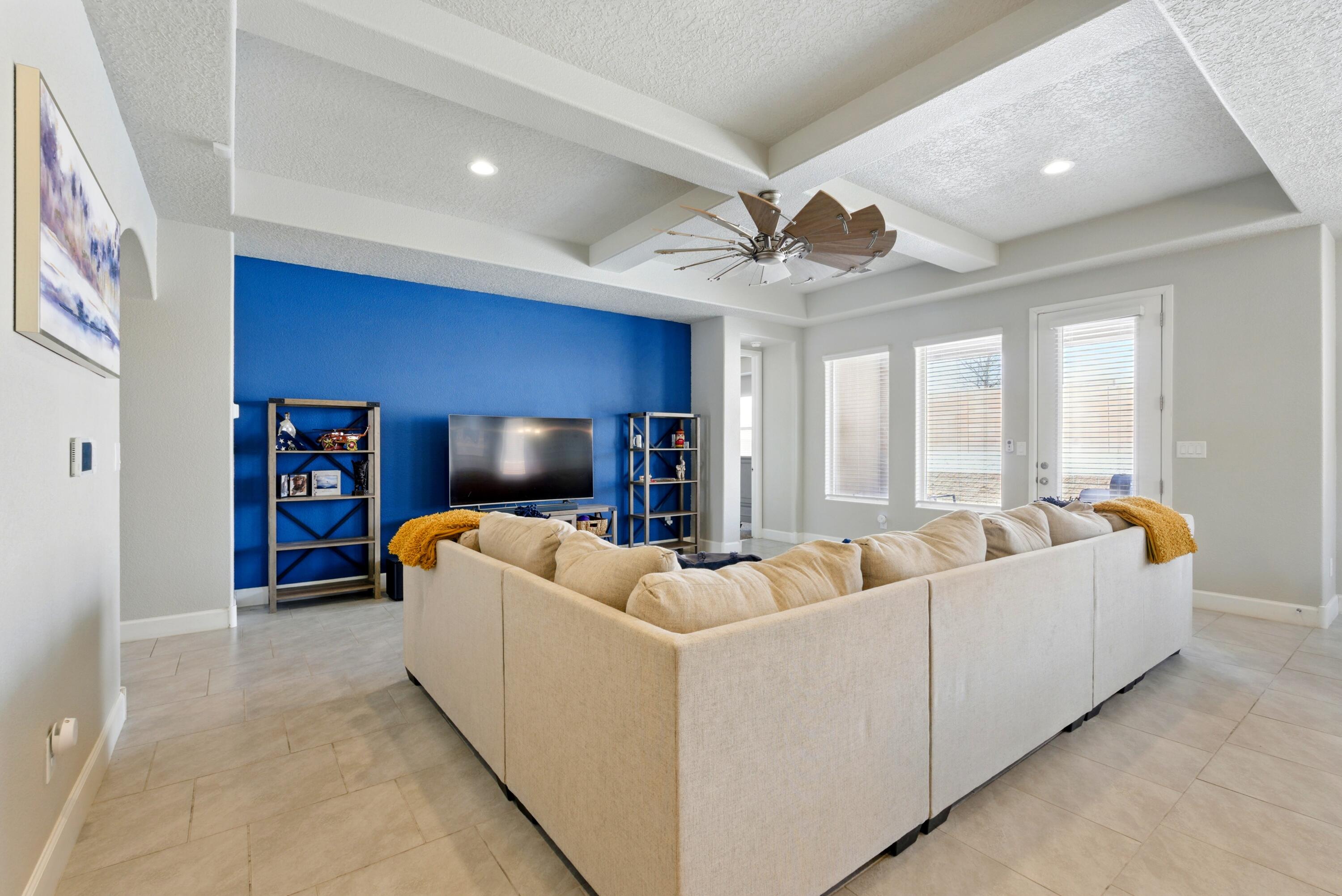 4529 SKYLINE Loop NE