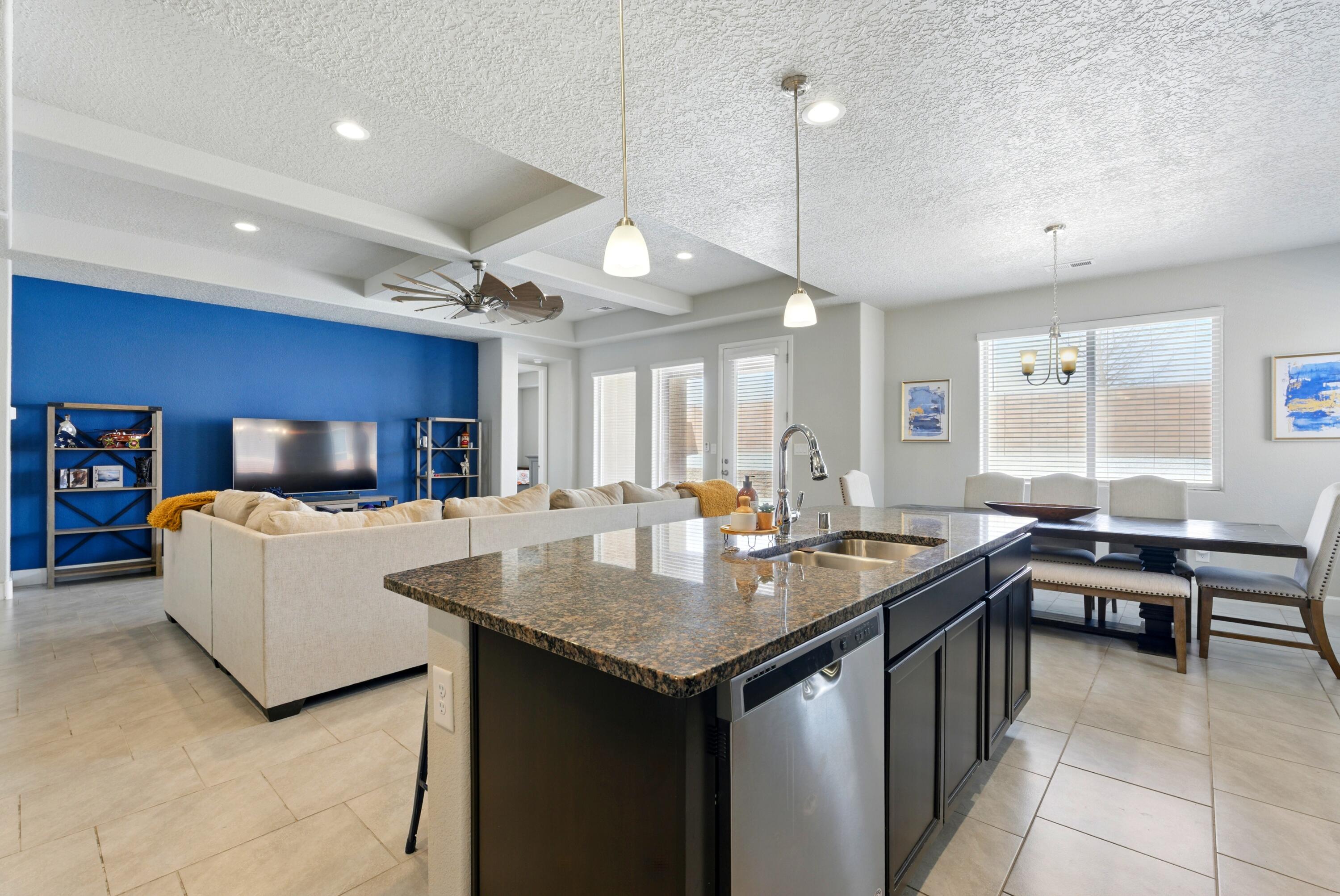 4529 SKYLINE Loop NE