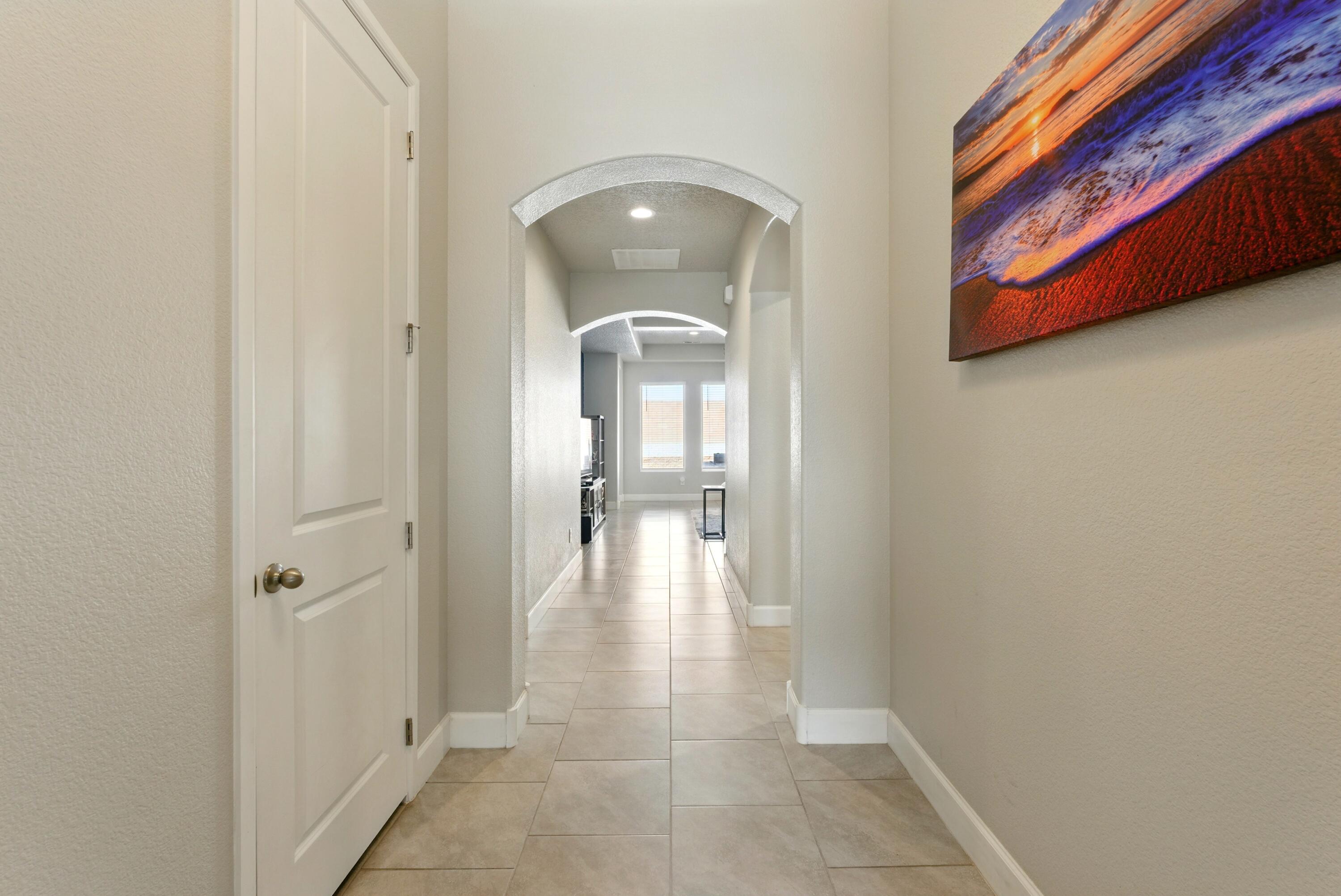 4529 SKYLINE Loop NE