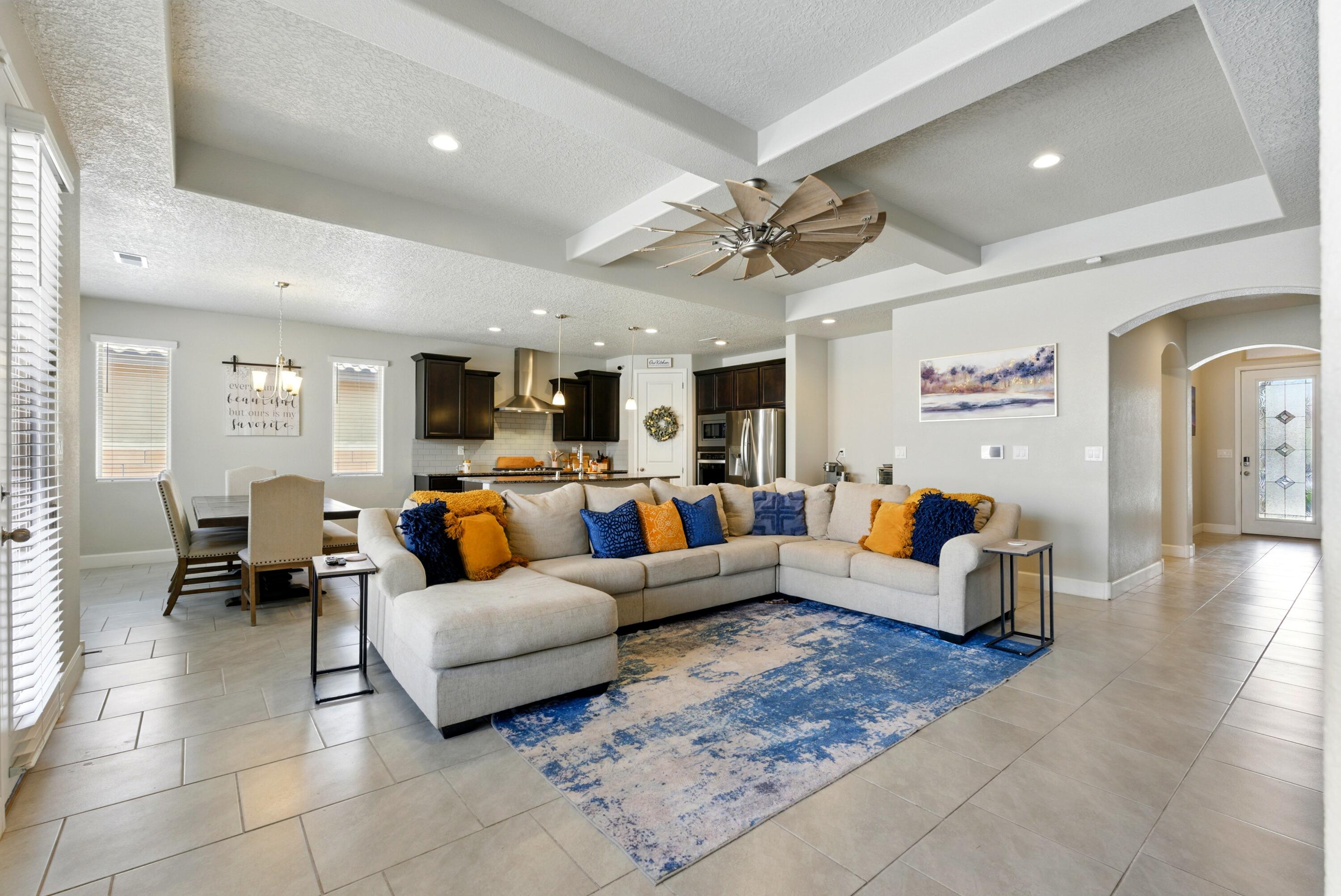 4529 SKYLINE Loop NE