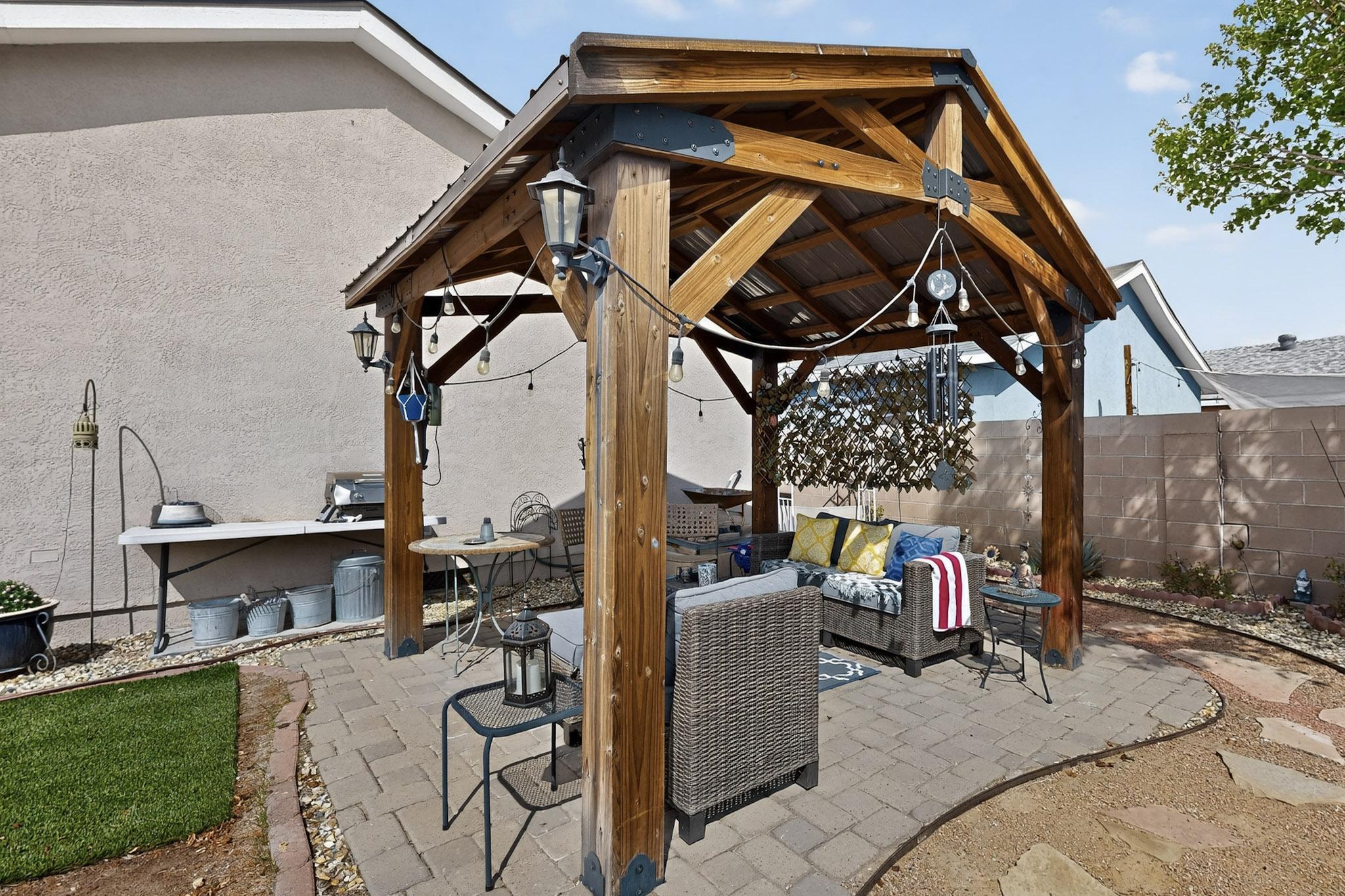 8709 Odin Road SW