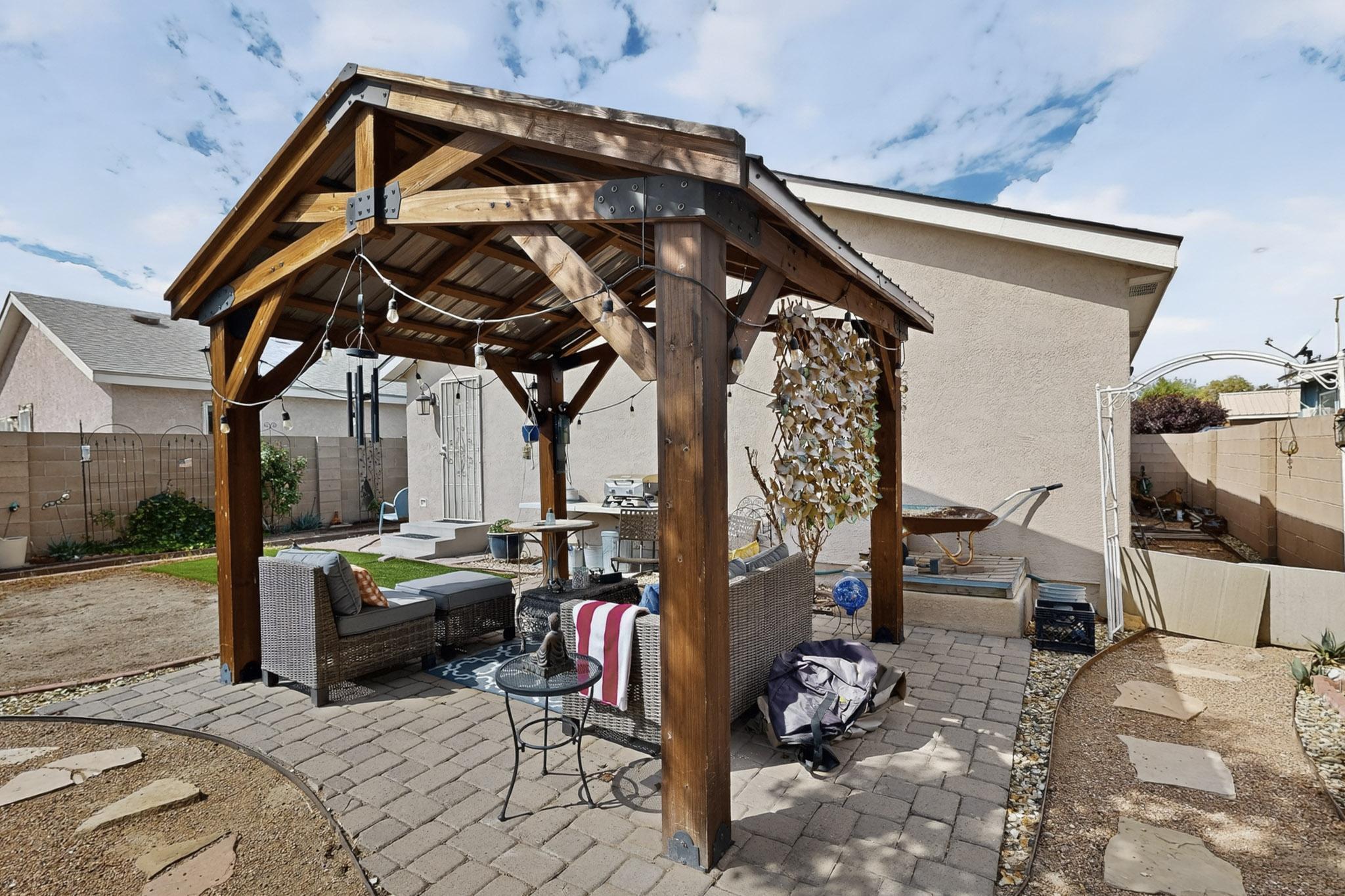 8709 Odin Road SW