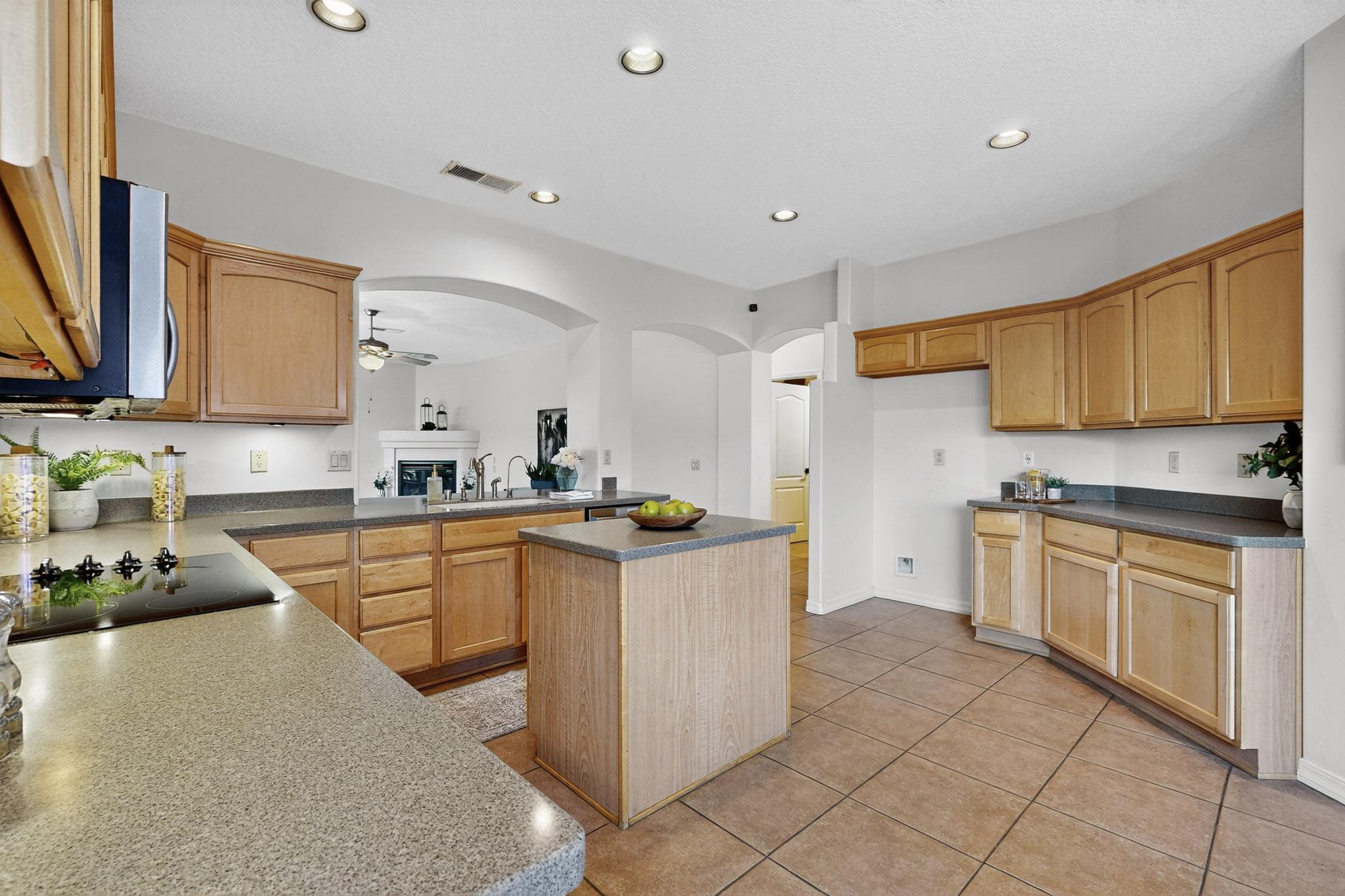 4316 BERESFORD Lane NW