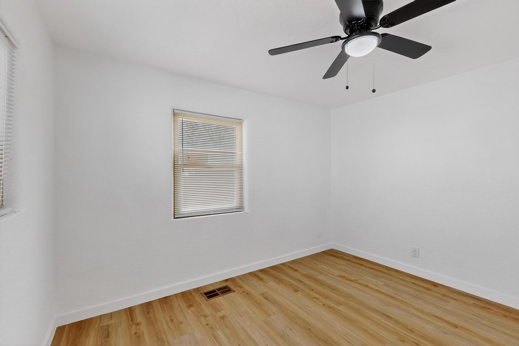 5420 ALICE Avenue NE