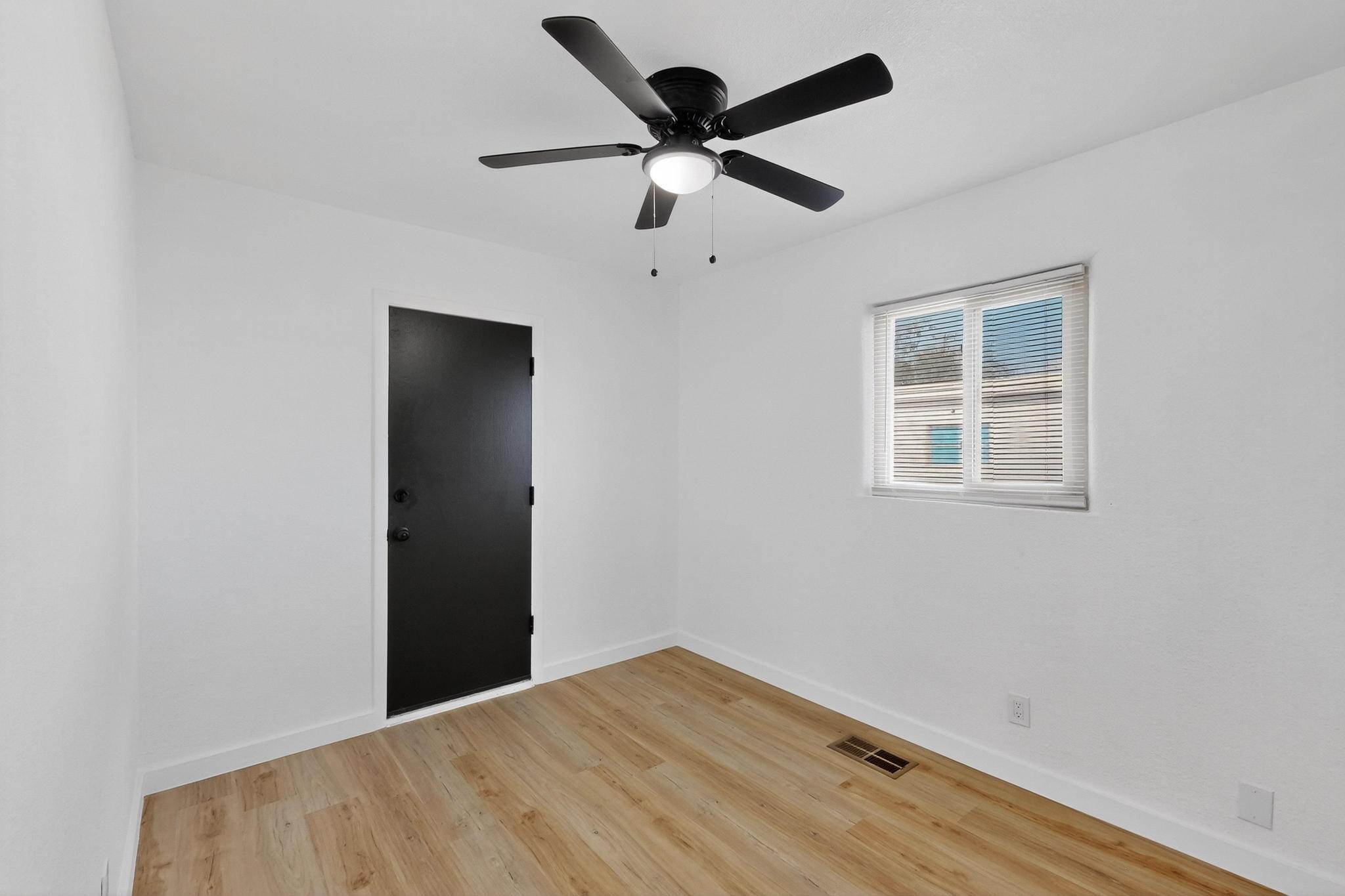 5420 ALICE Avenue NE