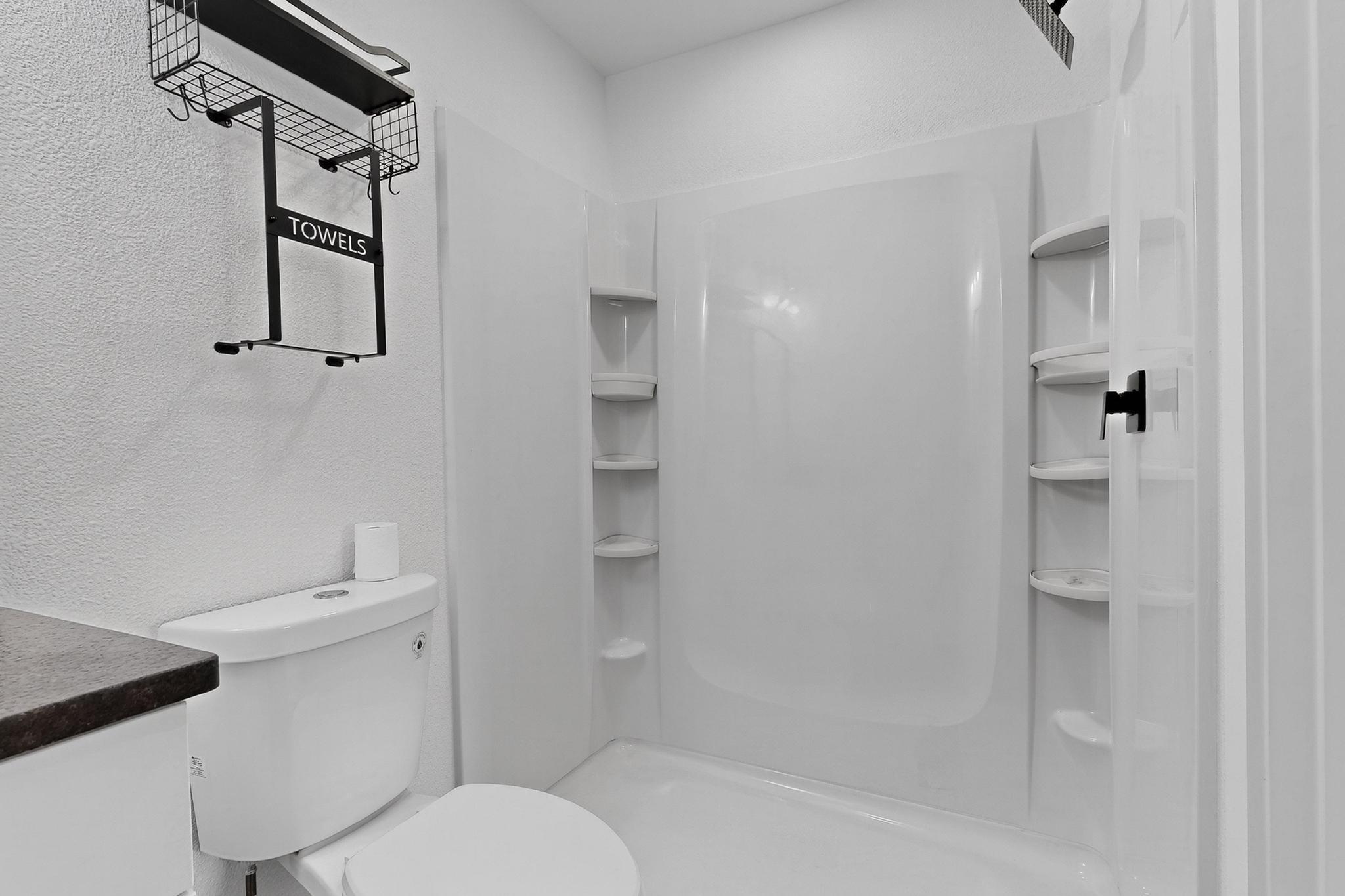 5420 ALICE Avenue NE