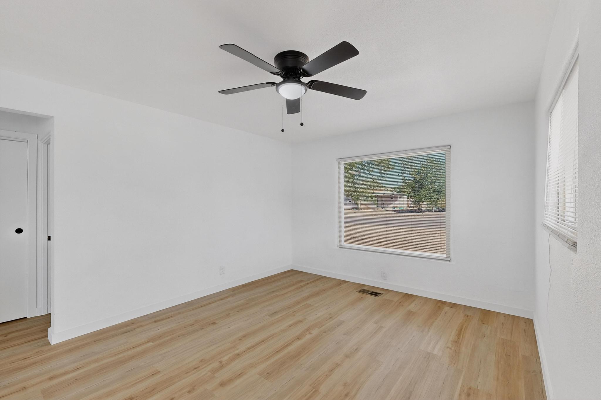 5420 ALICE Avenue NE