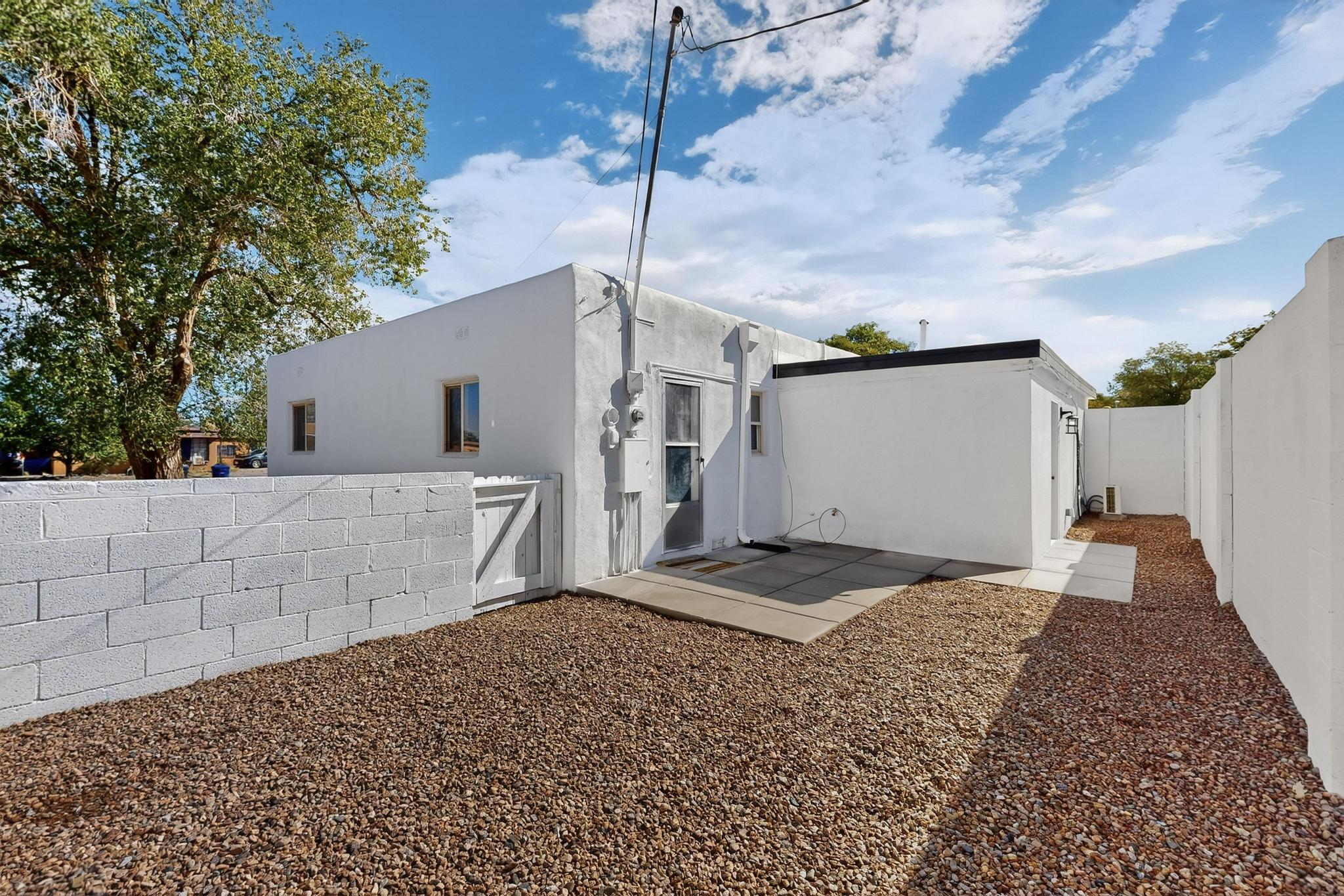 5420 ALICE Avenue NE