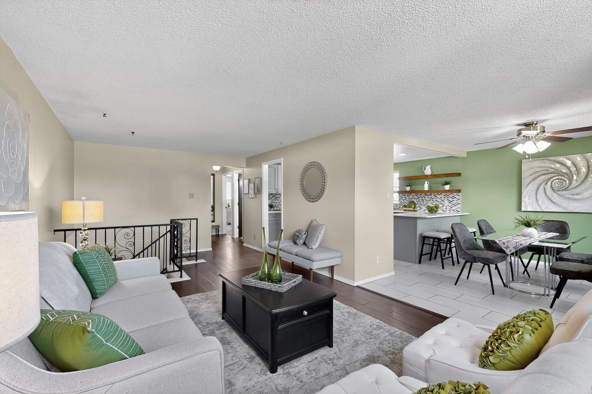 12420 Apache Place NE