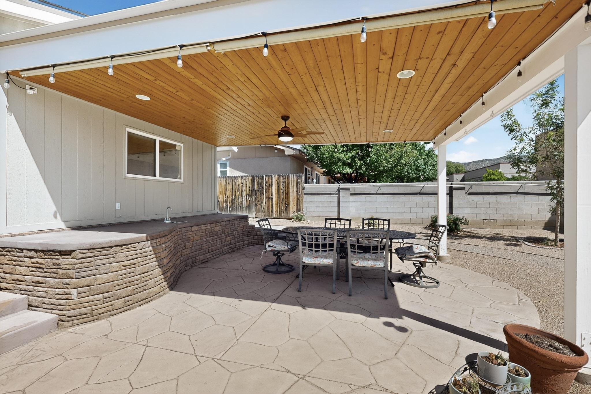 12420 Apache Place NE