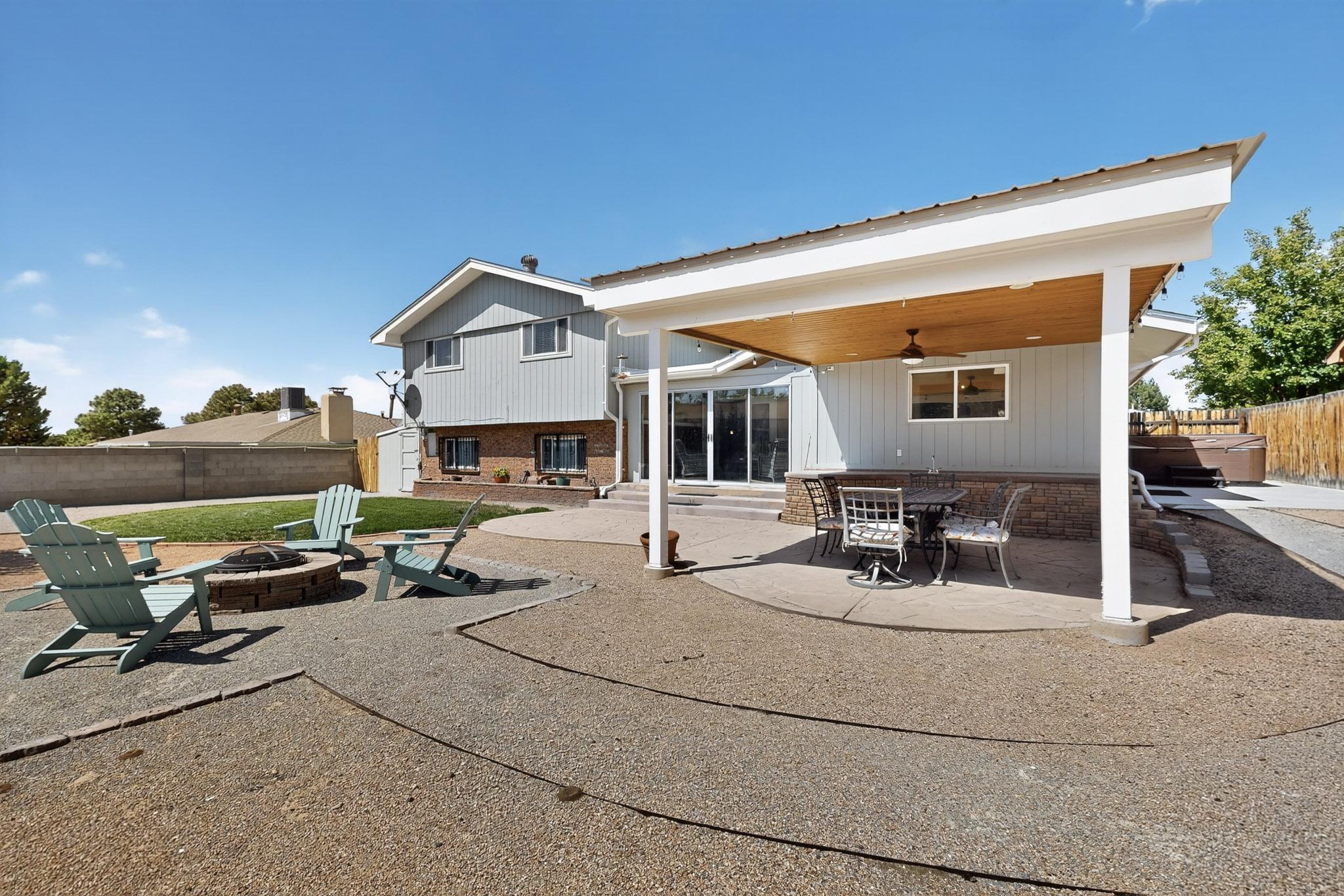 12420 Apache Place NE