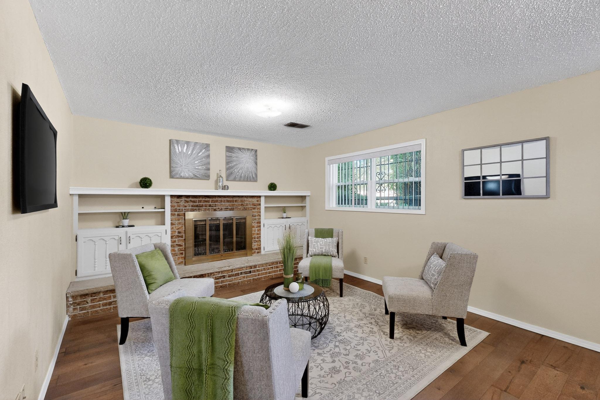 12420 Apache Place NE