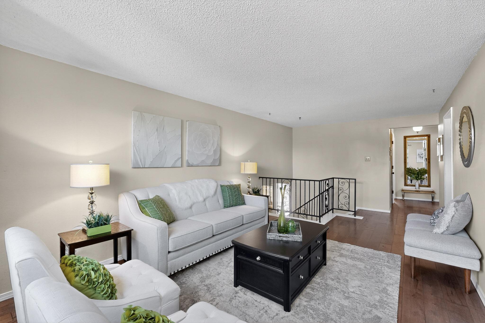 12420 Apache Place NE