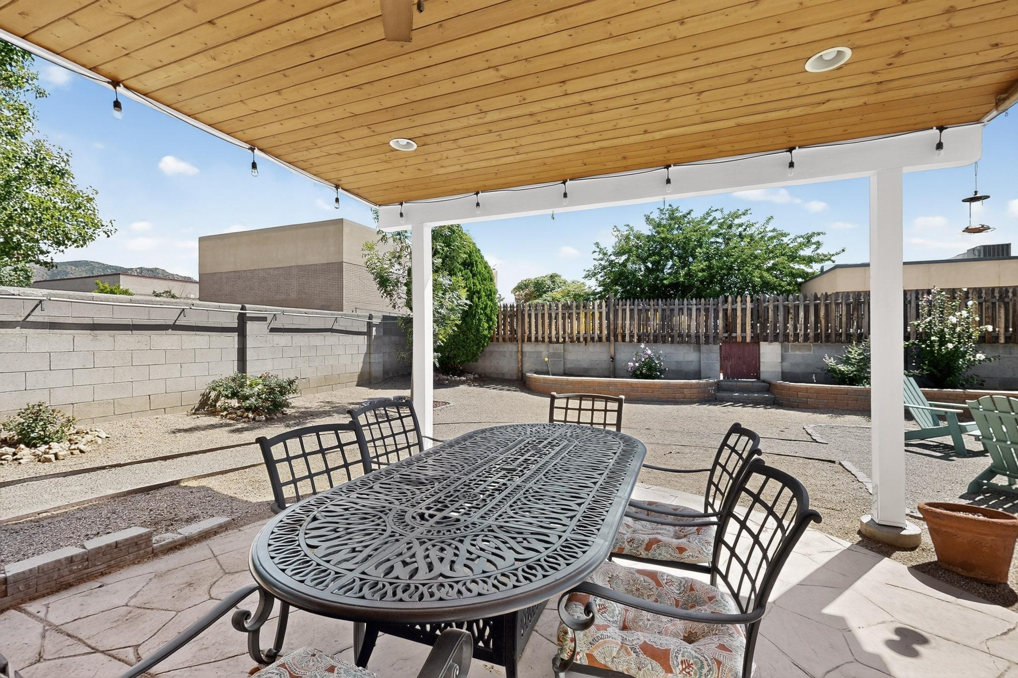 12420 Apache Place NE