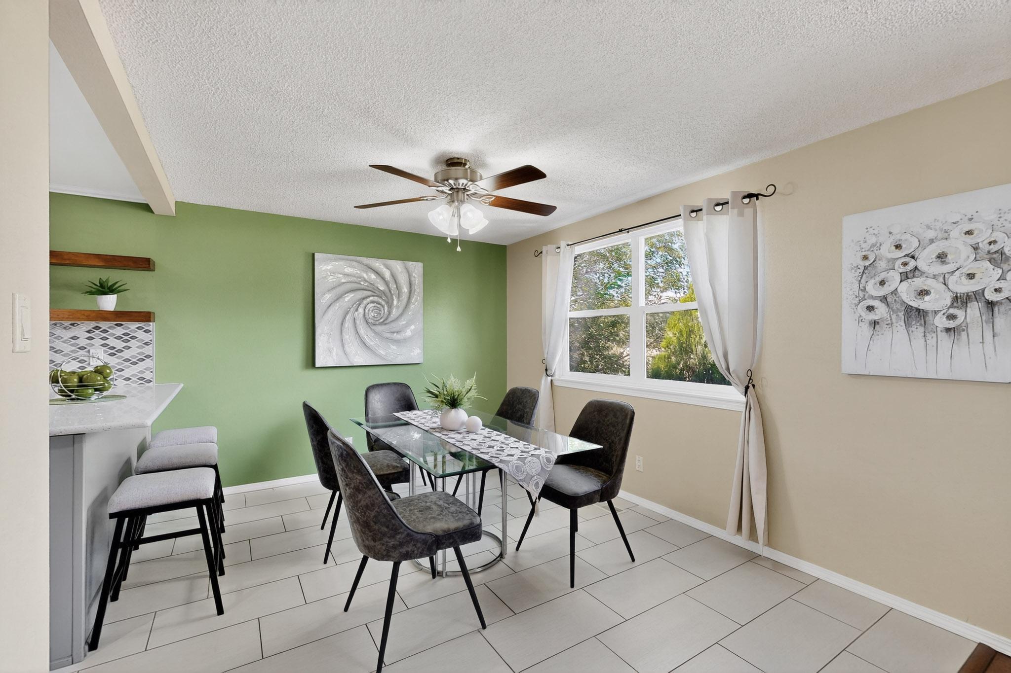 12420 Apache Place NE