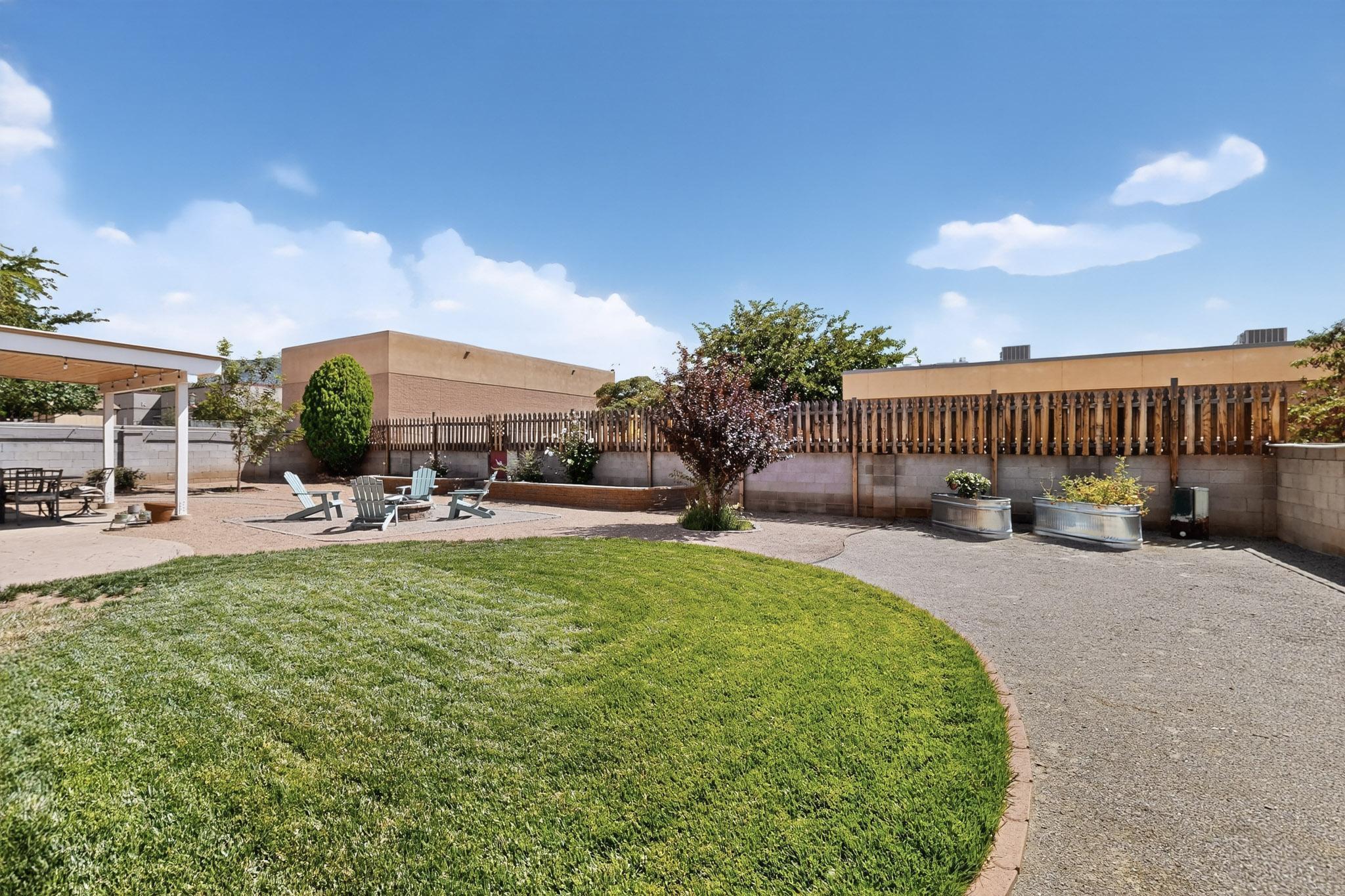 12420 Apache Place NE