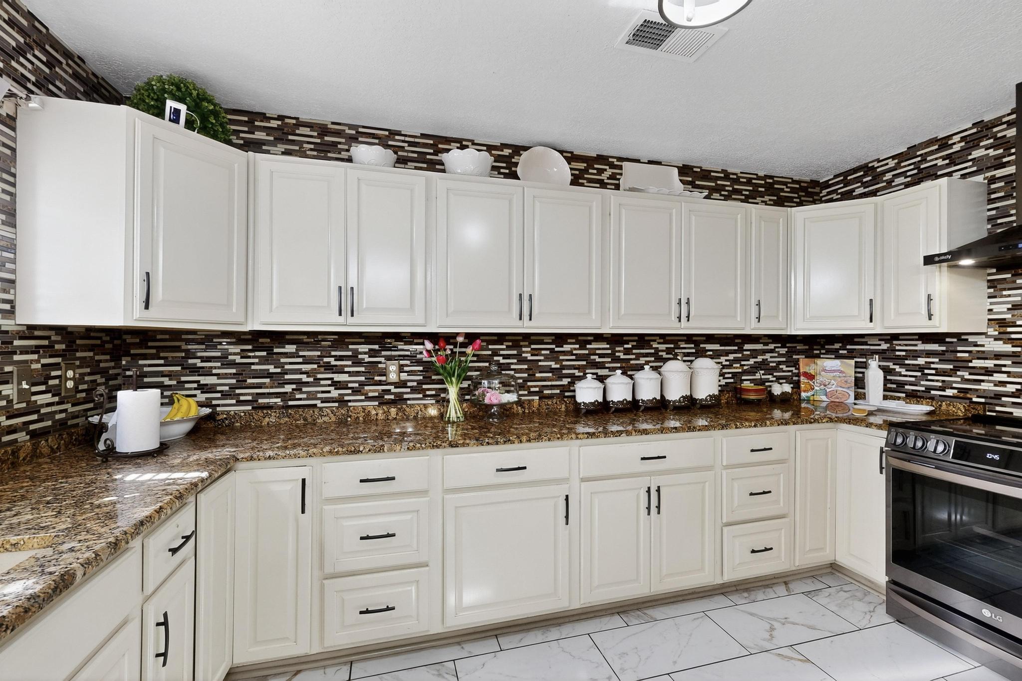 7901 PURPLE FRINGE Road SW