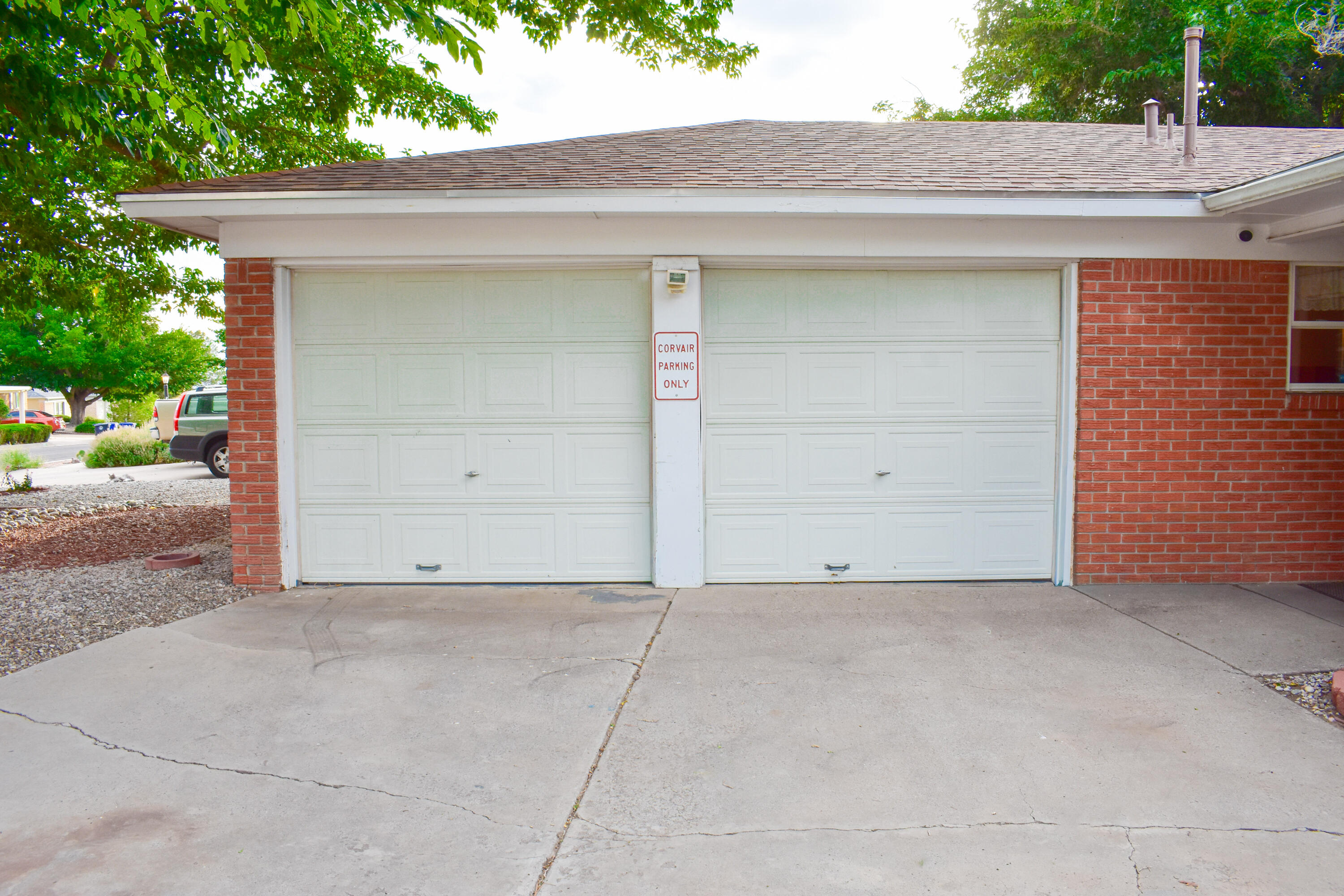 11521 VERSAILLES Avenue NE