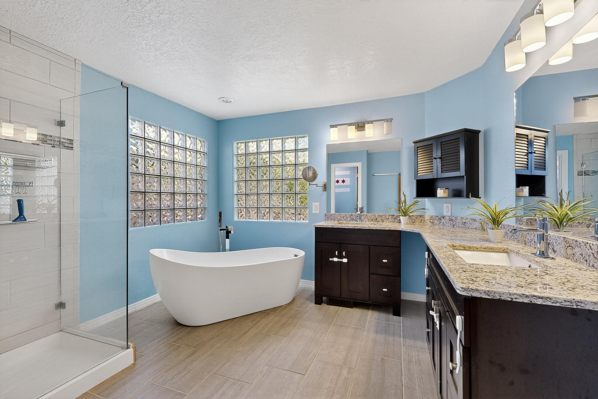 12533 MOUNTAIN RIDGE Place NE