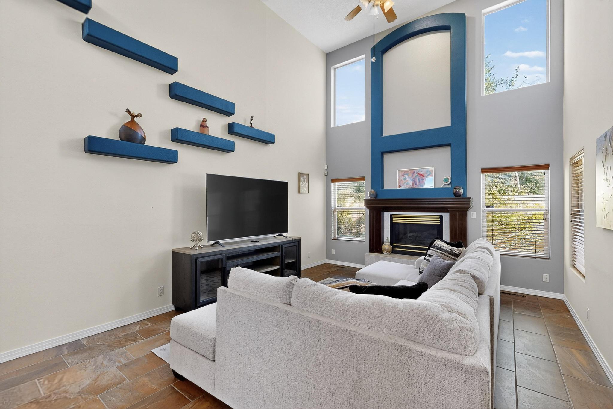 12533 MOUNTAIN RIDGE Place NE