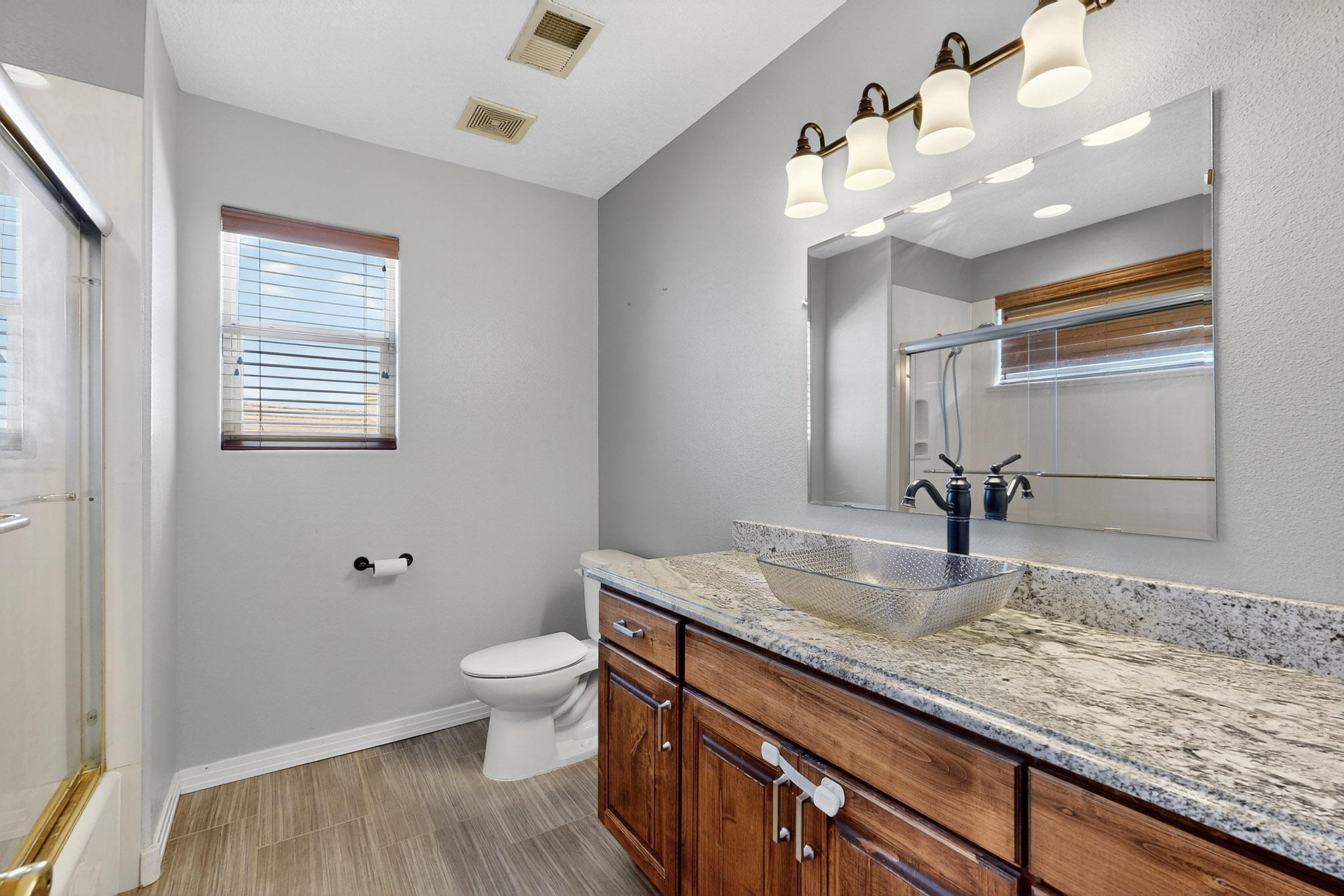 12533 MOUNTAIN RIDGE Place NE