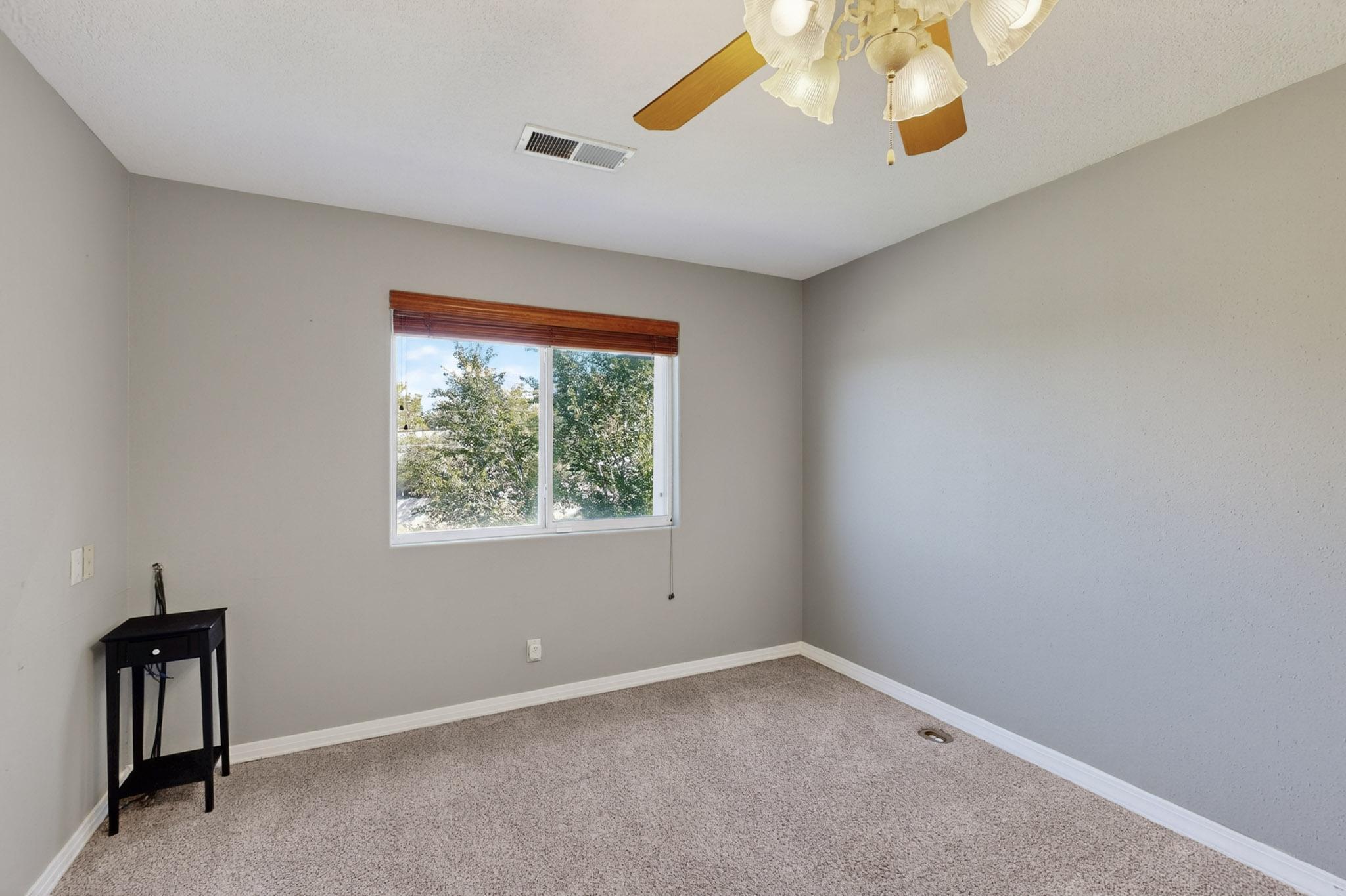 12533 MOUNTAIN RIDGE Place NE