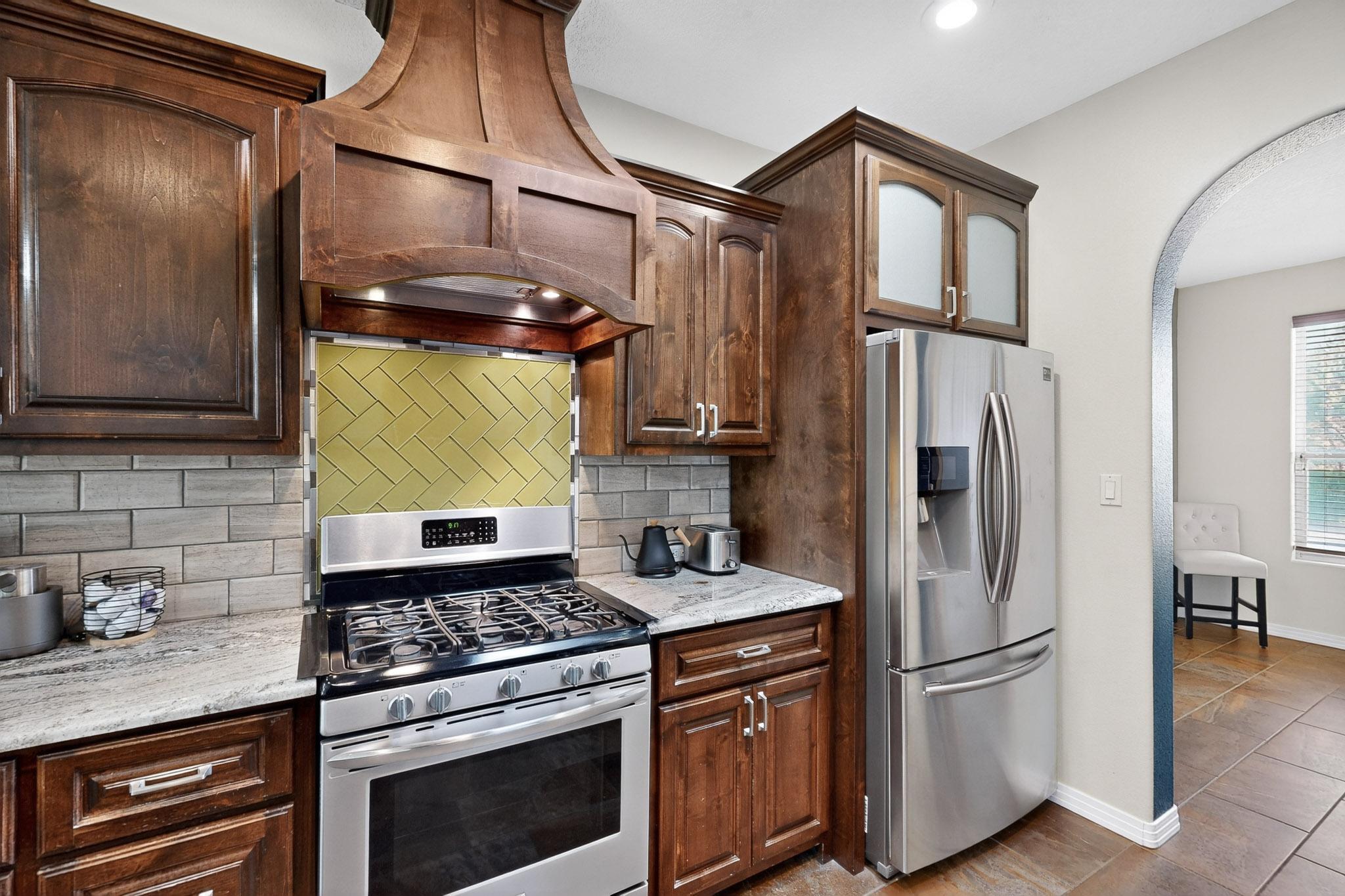 12533 MOUNTAIN RIDGE Place NE