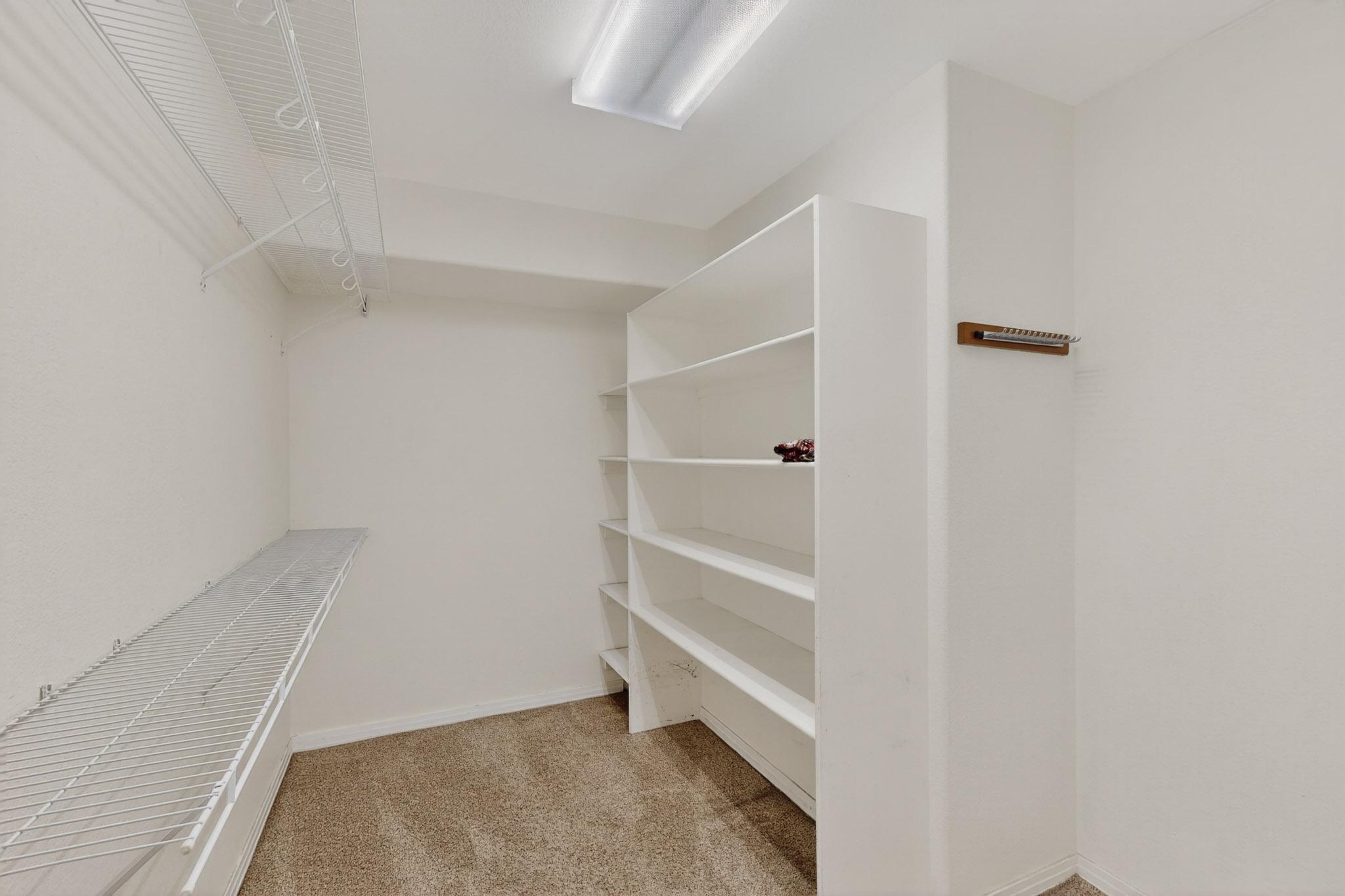 12533 MOUNTAIN RIDGE Place NE