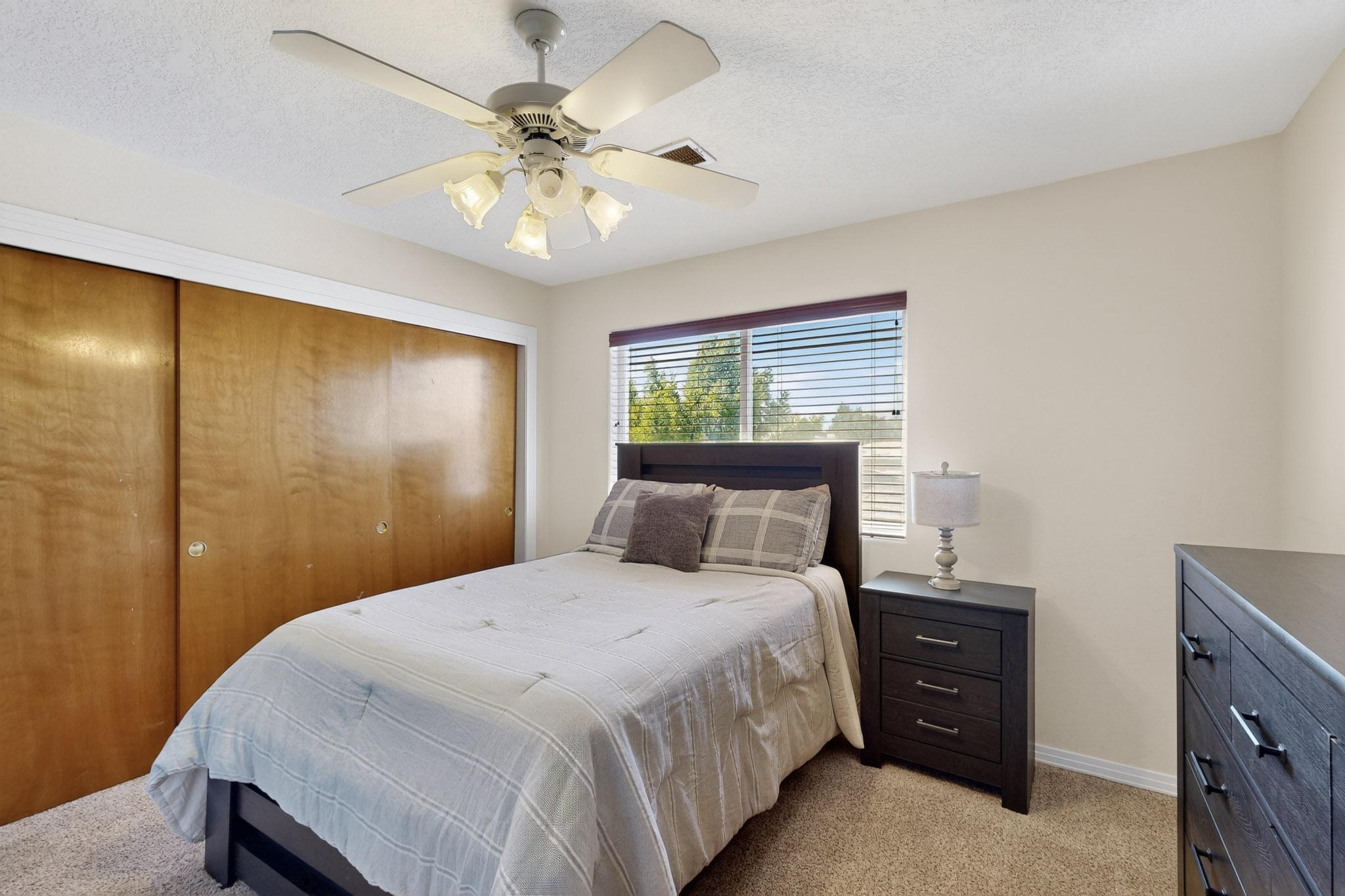 12533 MOUNTAIN RIDGE Place NE