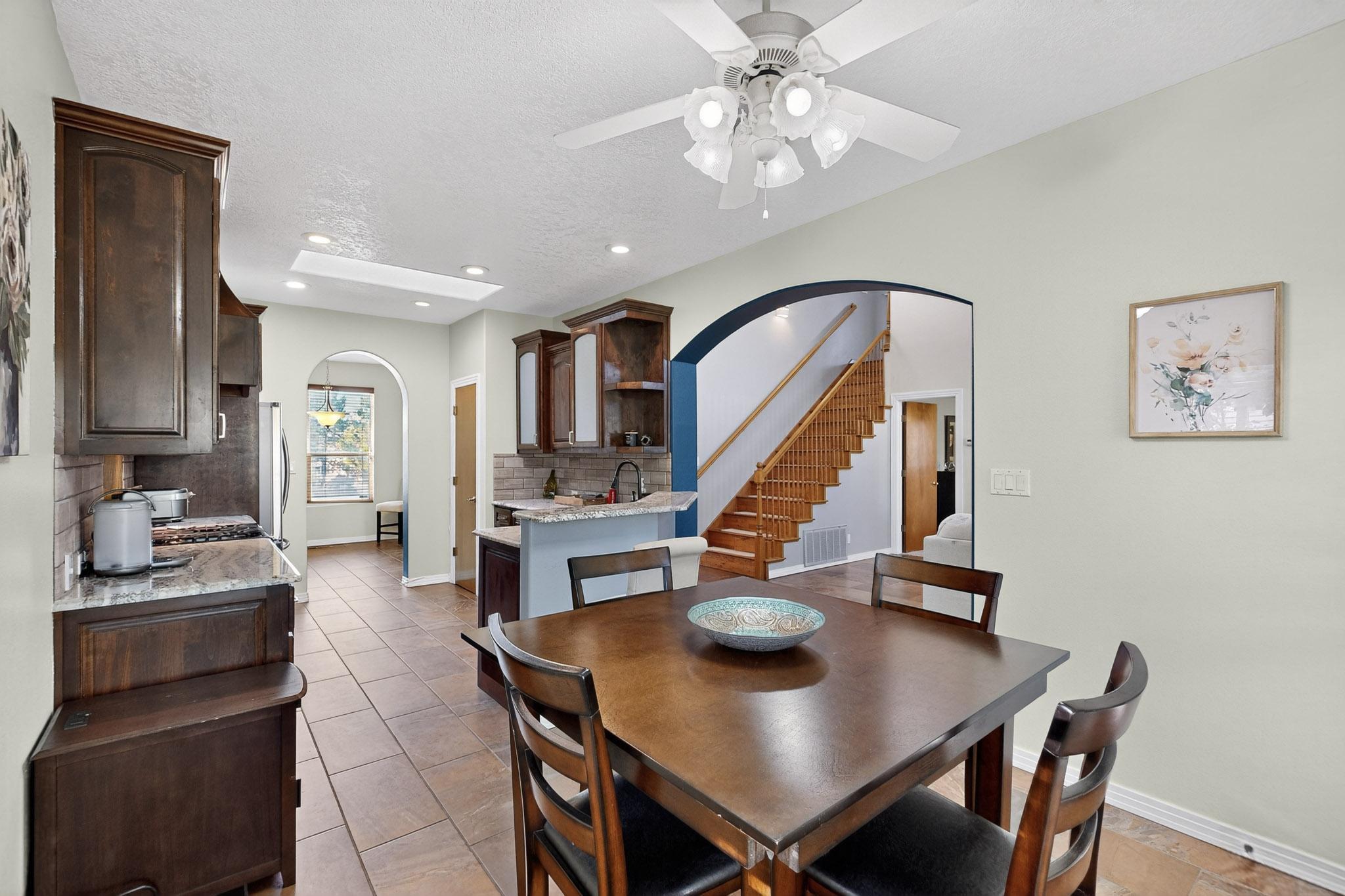 12533 MOUNTAIN RIDGE Place NE