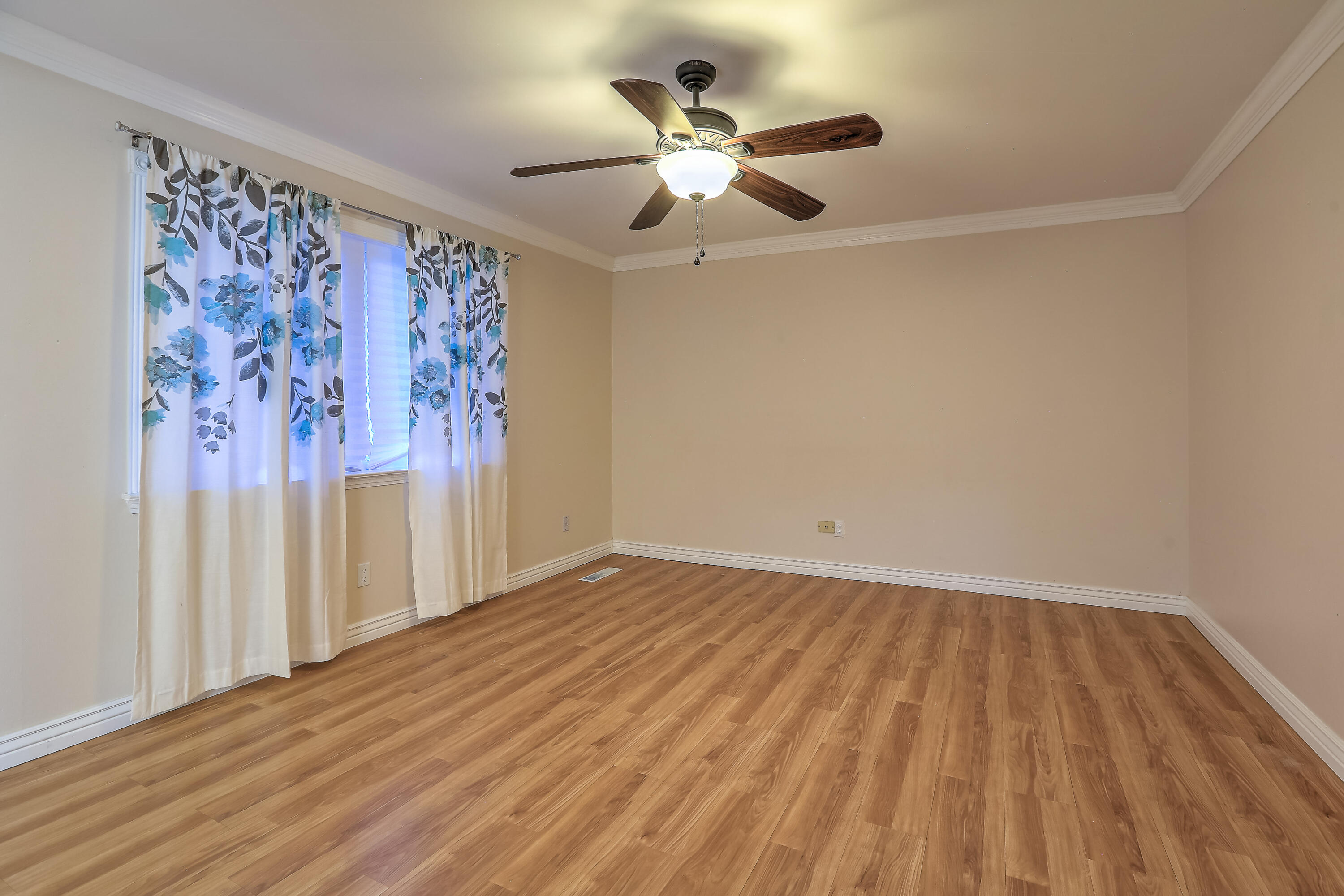 6313 MITCHELL Road SE