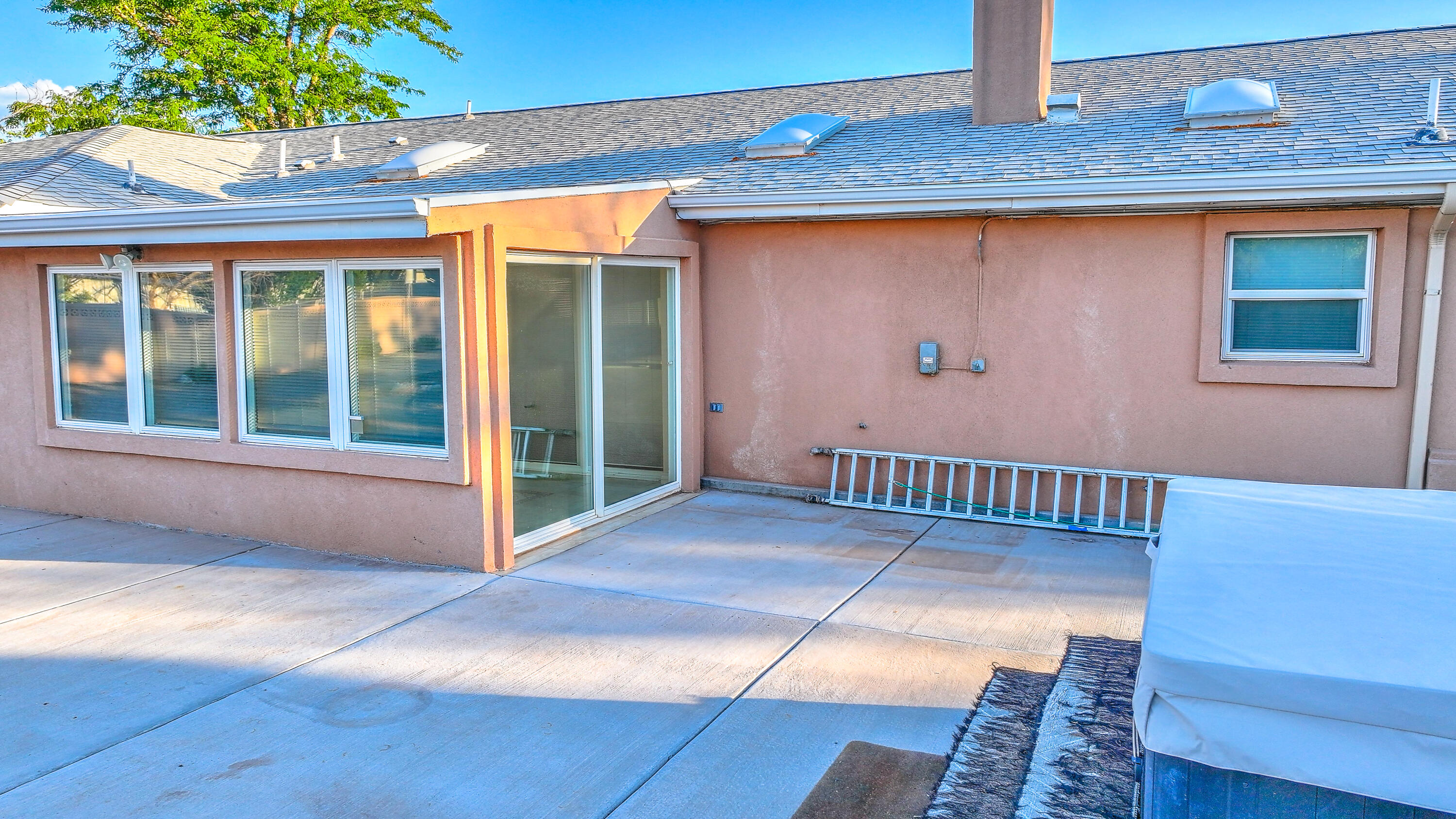 6313 MITCHELL Road SE