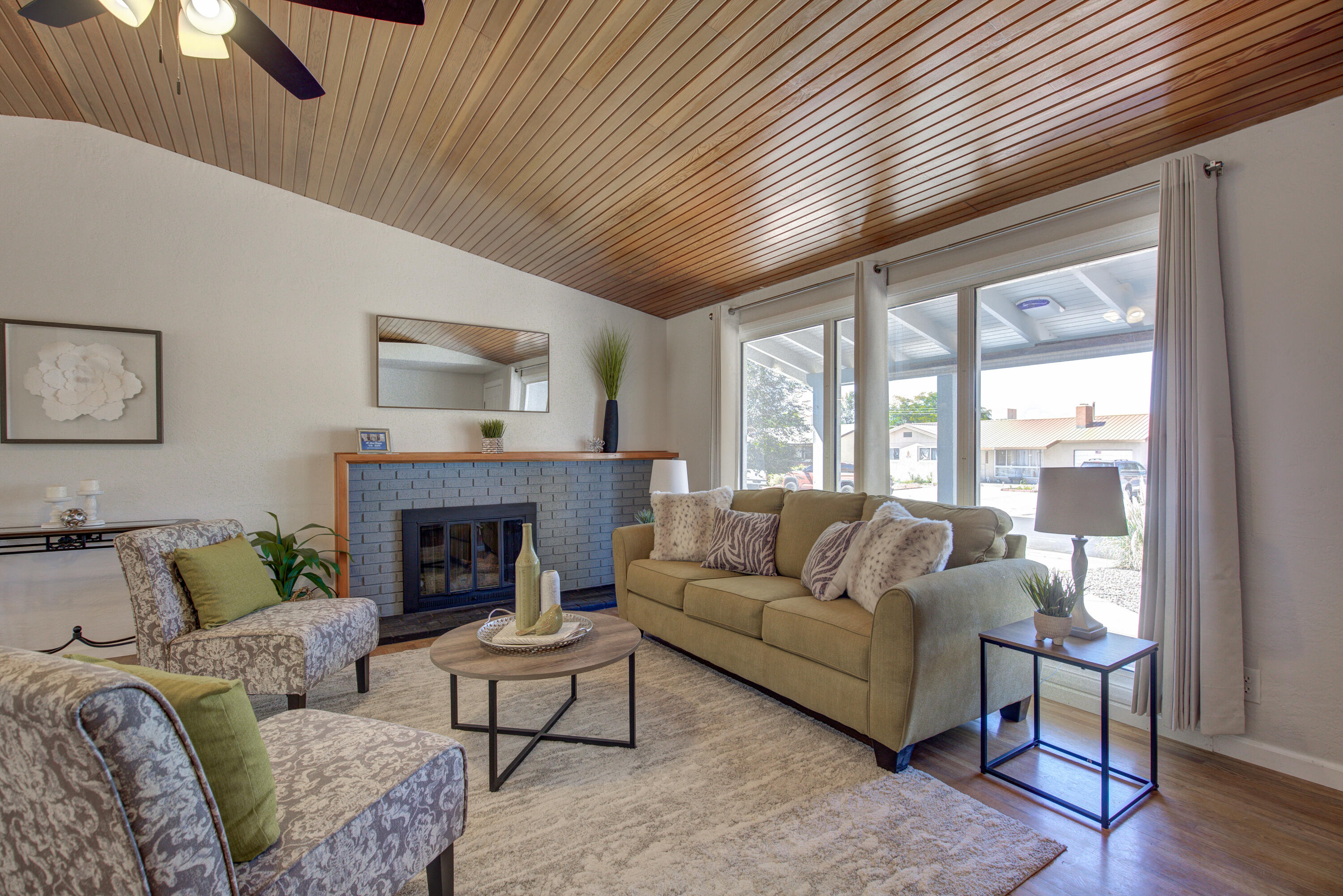 2936 CAROLINA Street NE