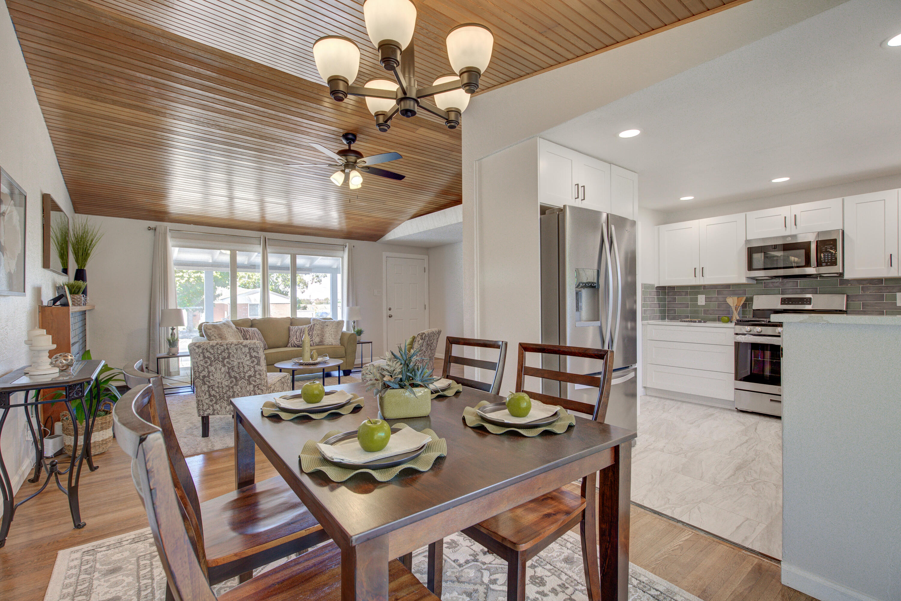 2936 CAROLINA Street NE