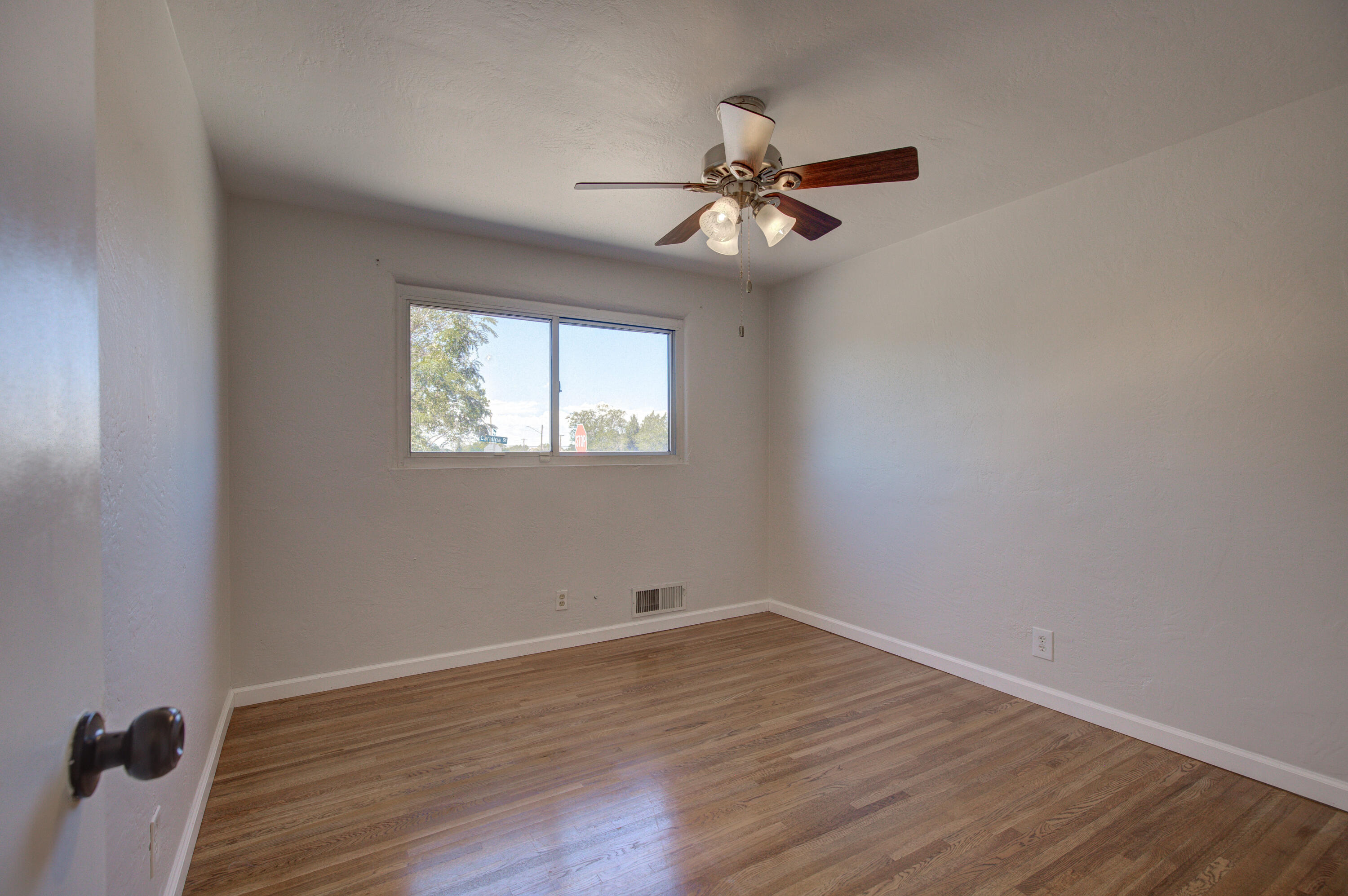 2936 CAROLINA Street NE