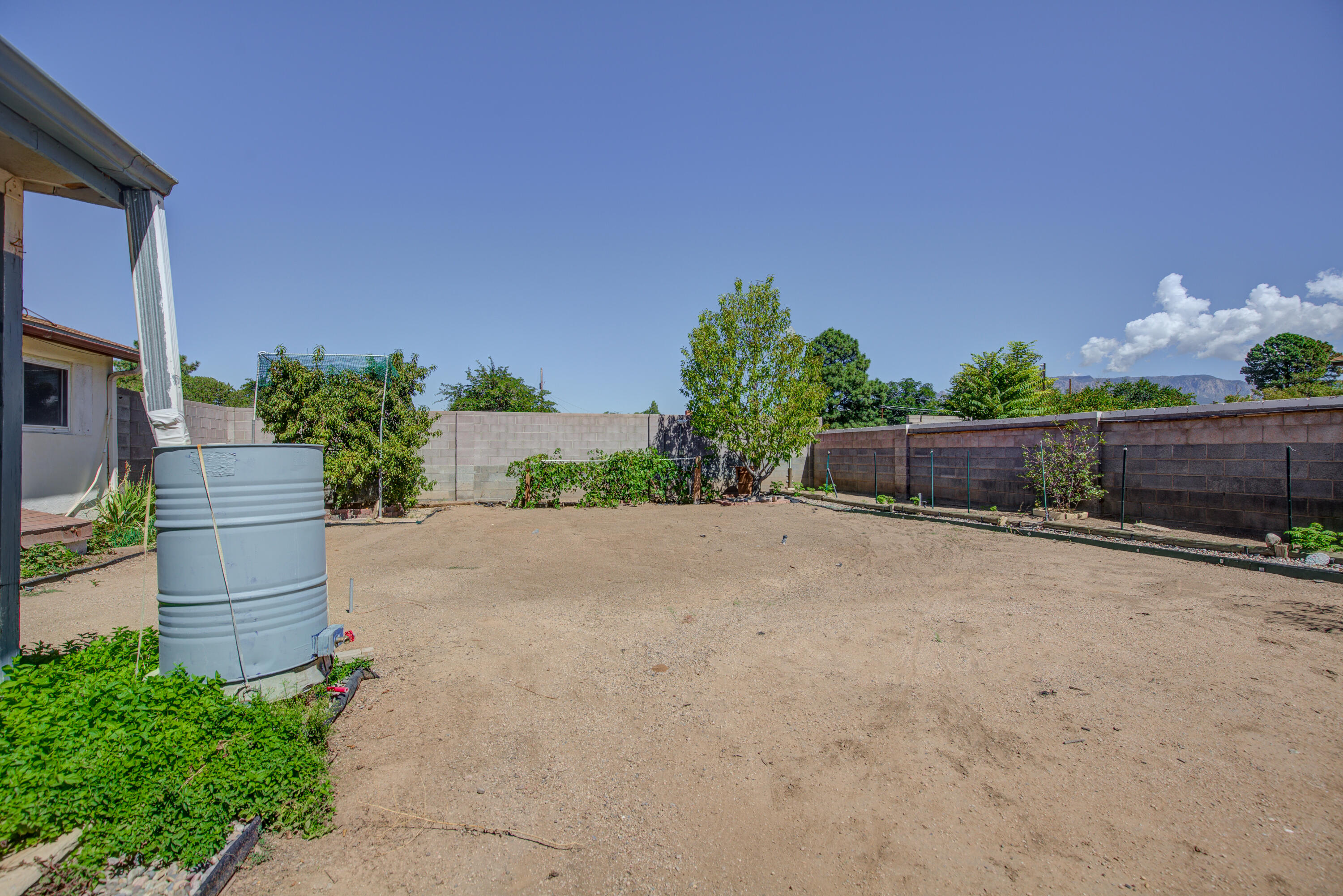 2936 CAROLINA Street NE