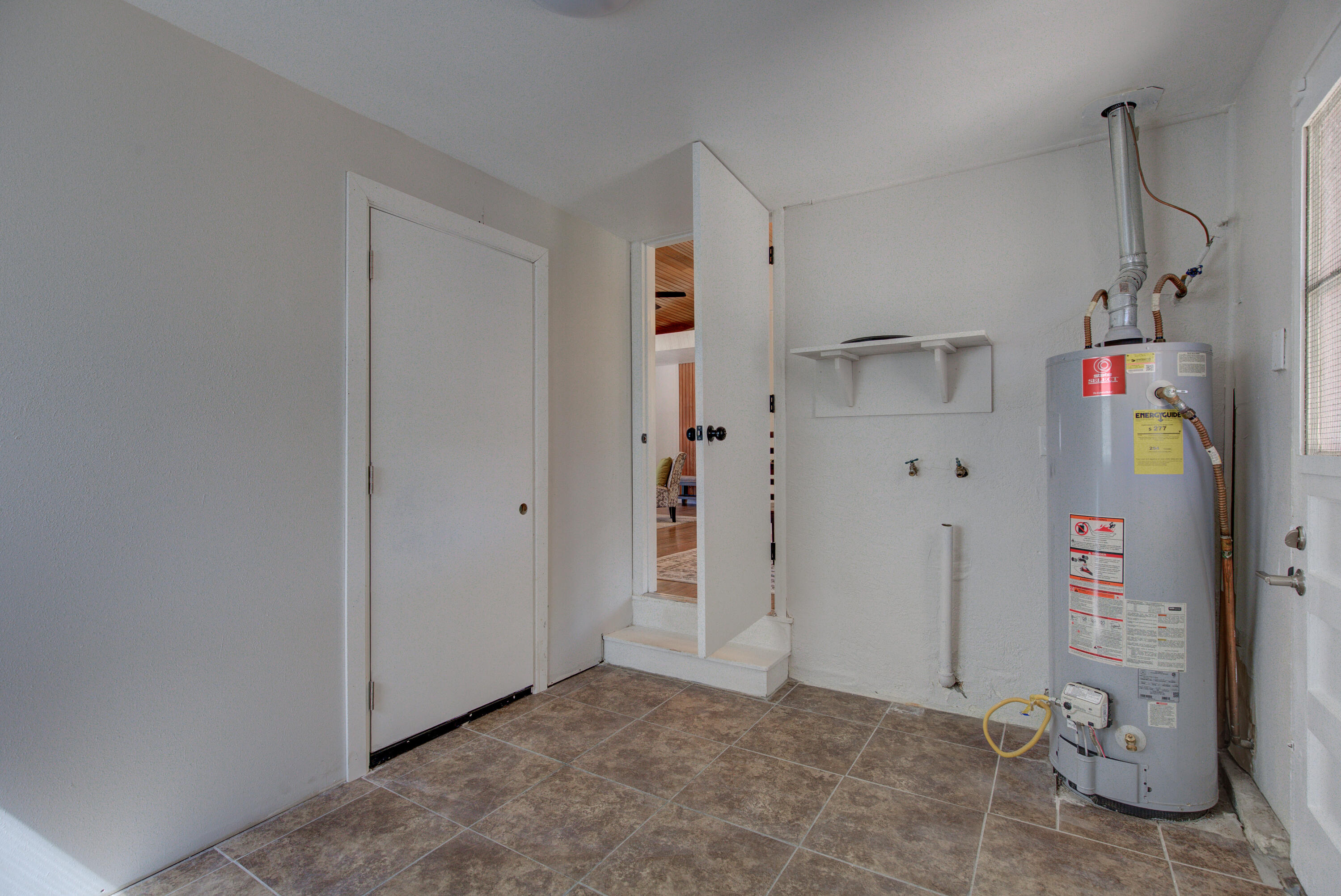 2936 CAROLINA Street NE