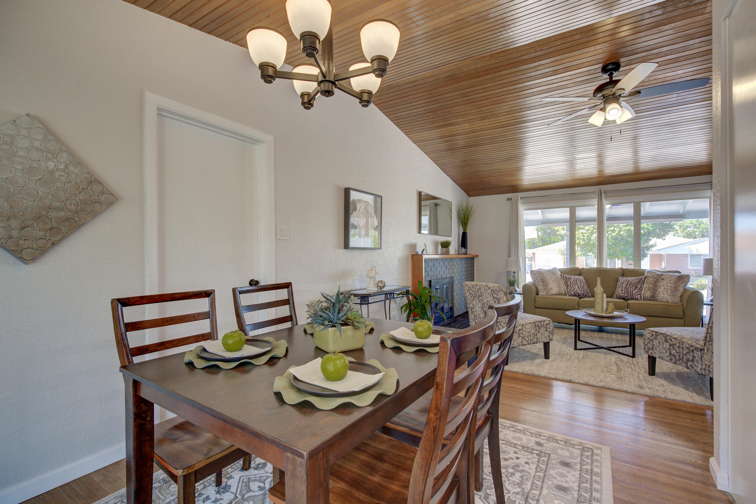 2936 CAROLINA Street NE