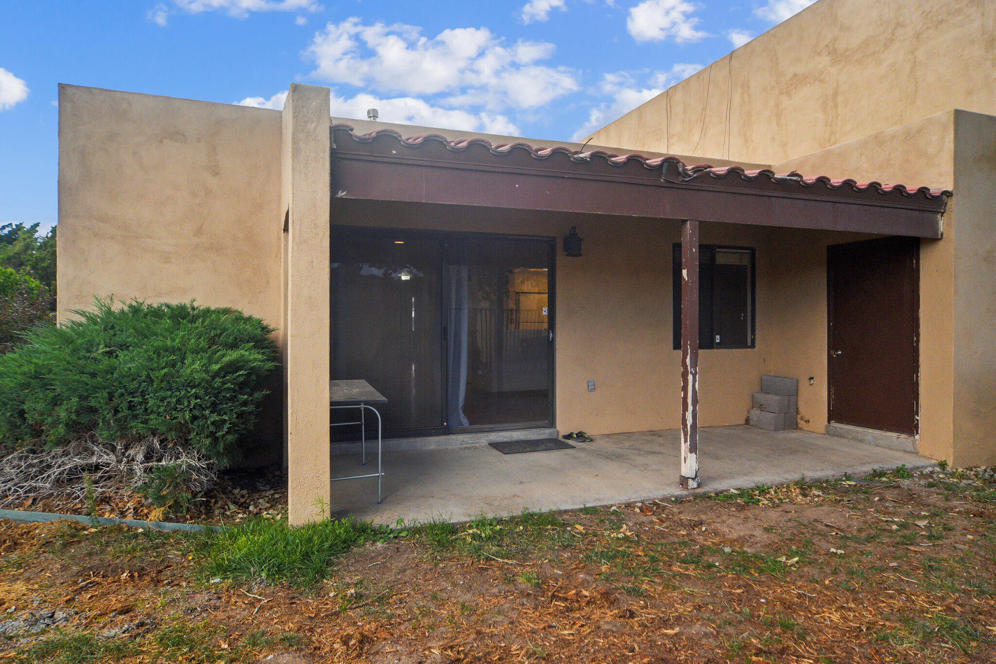 901 COUNTRY CLUB Drive SE E