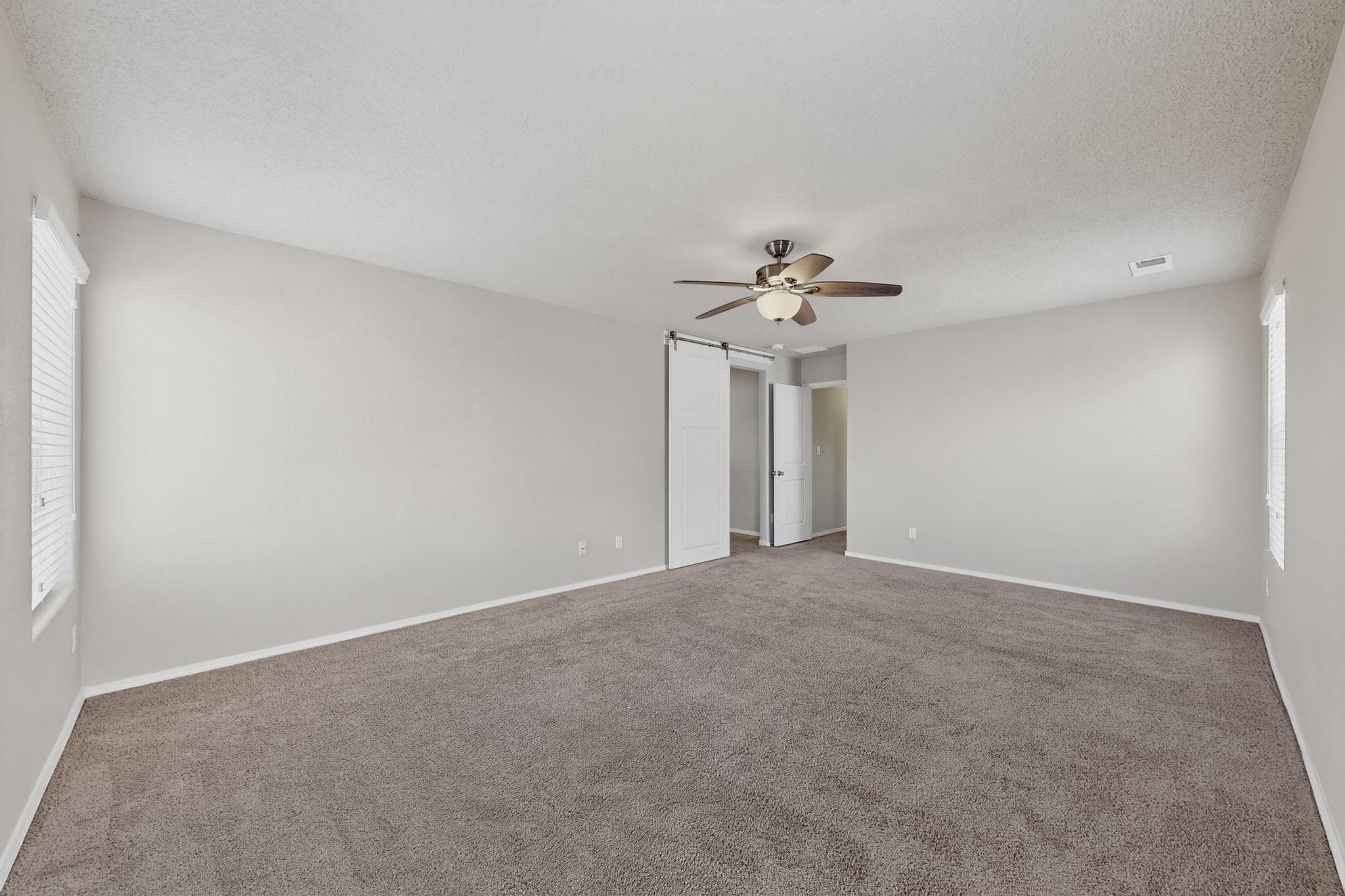 1920 SUMMER BREEZE Drive NW