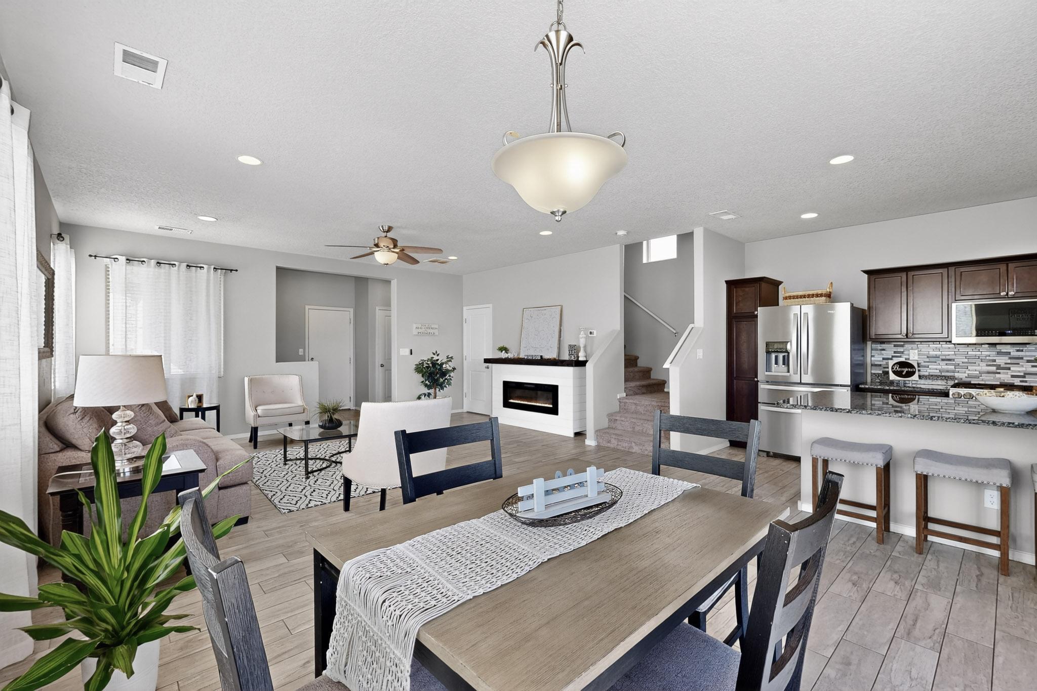 1920 SUMMER BREEZE Drive NW