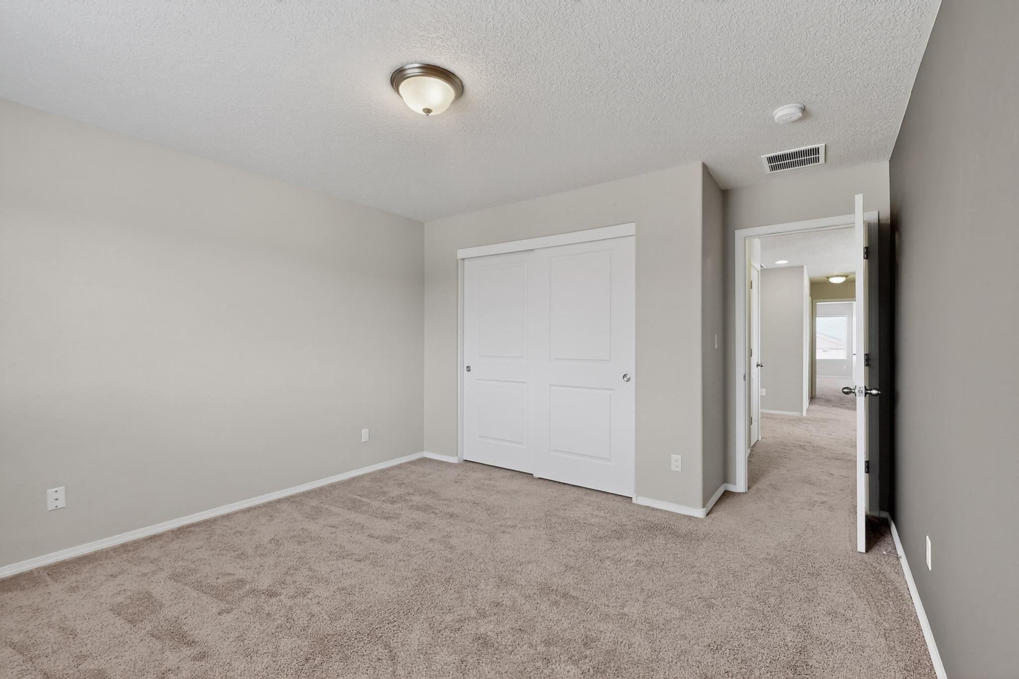 1920 SUMMER BREEZE Drive NW