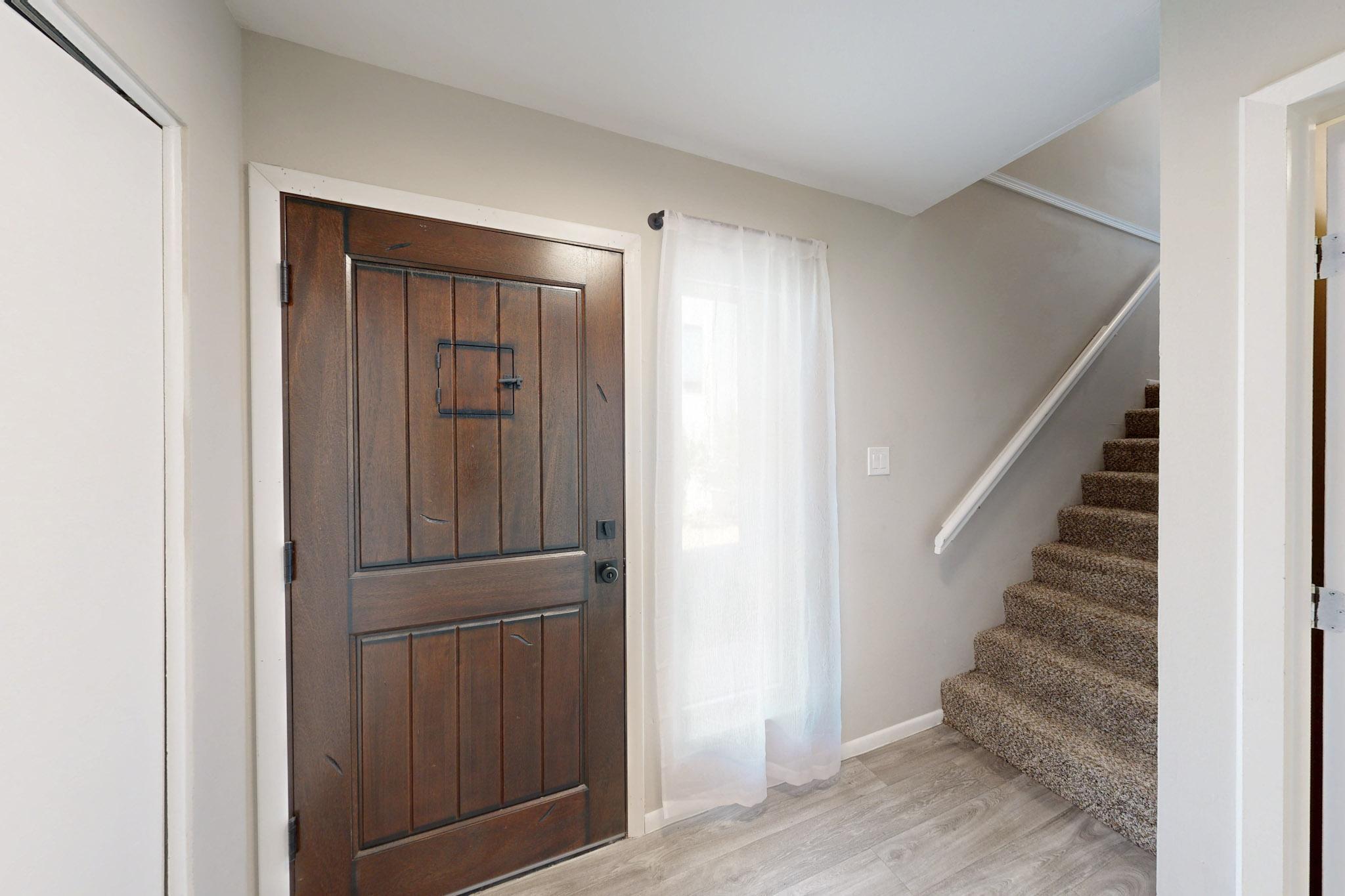 7511 PRAIRIE Road NE